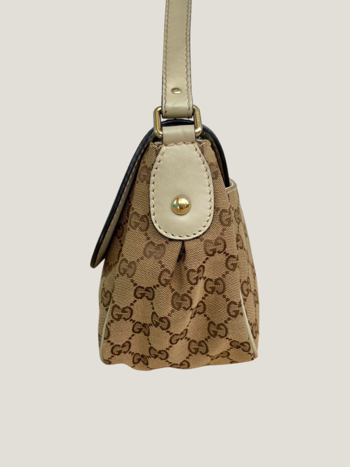 Gucci Sukey Flap GG Canvas
