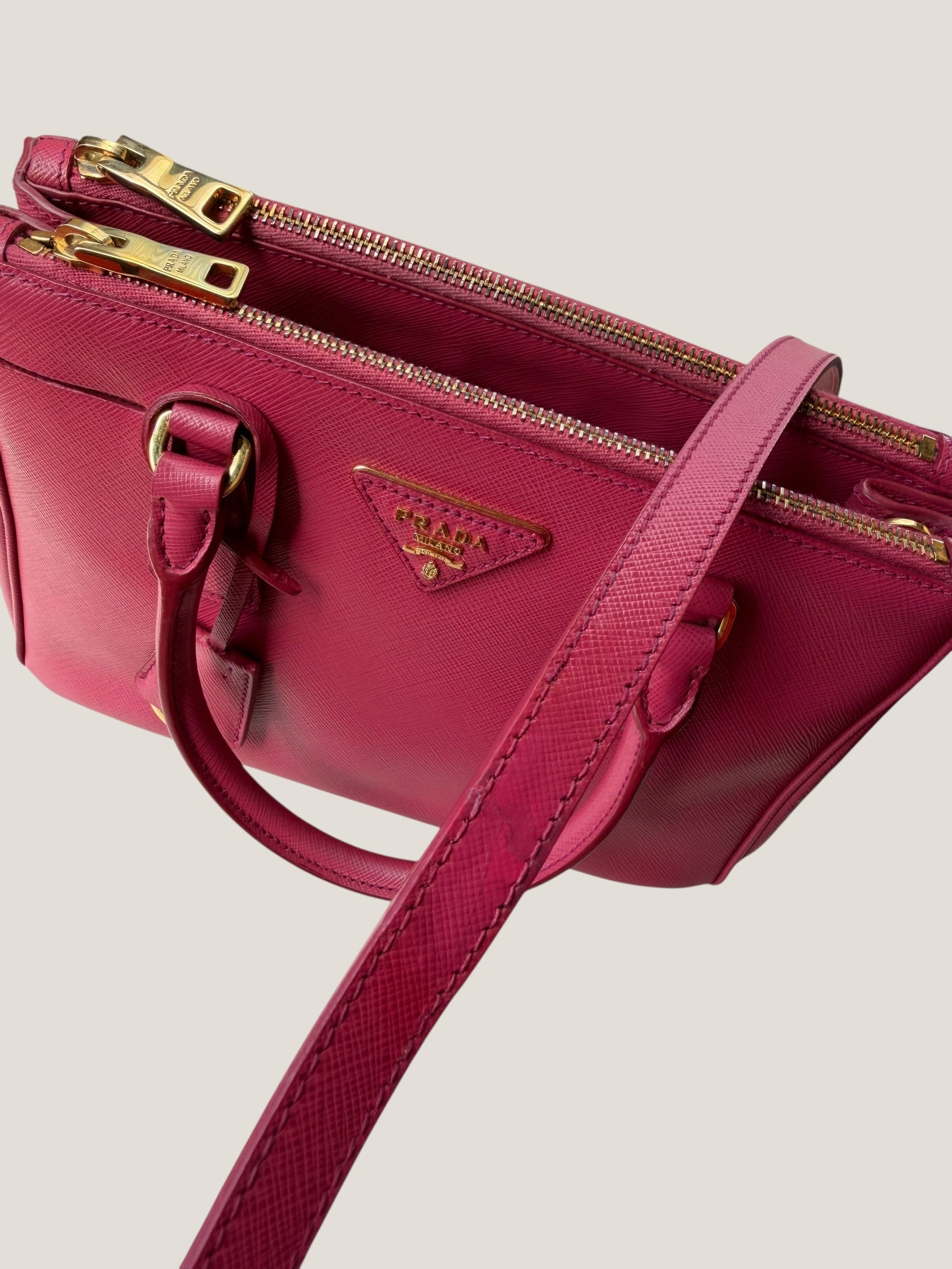 Prada Galleria Mini 25