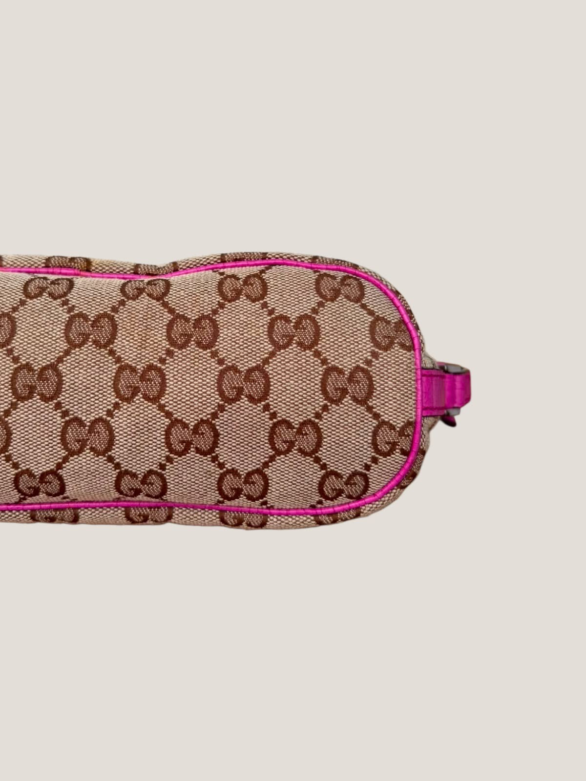 Gucci Pochette GG