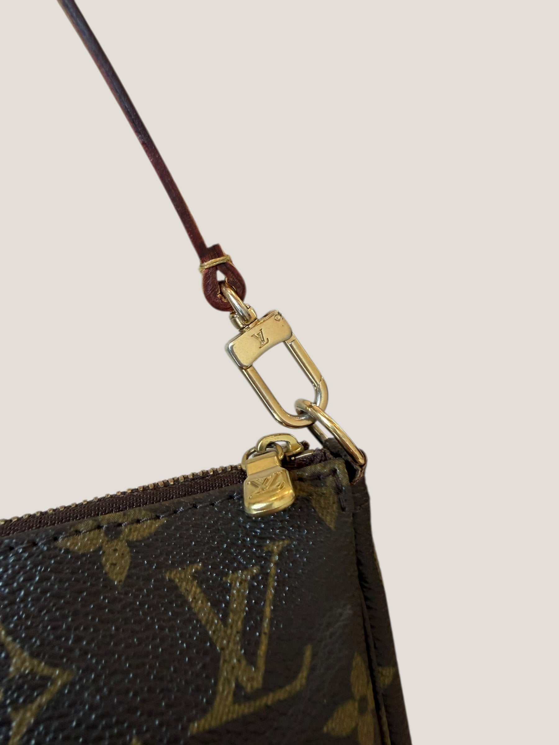 Louis Vuitton Pochette Accessoires