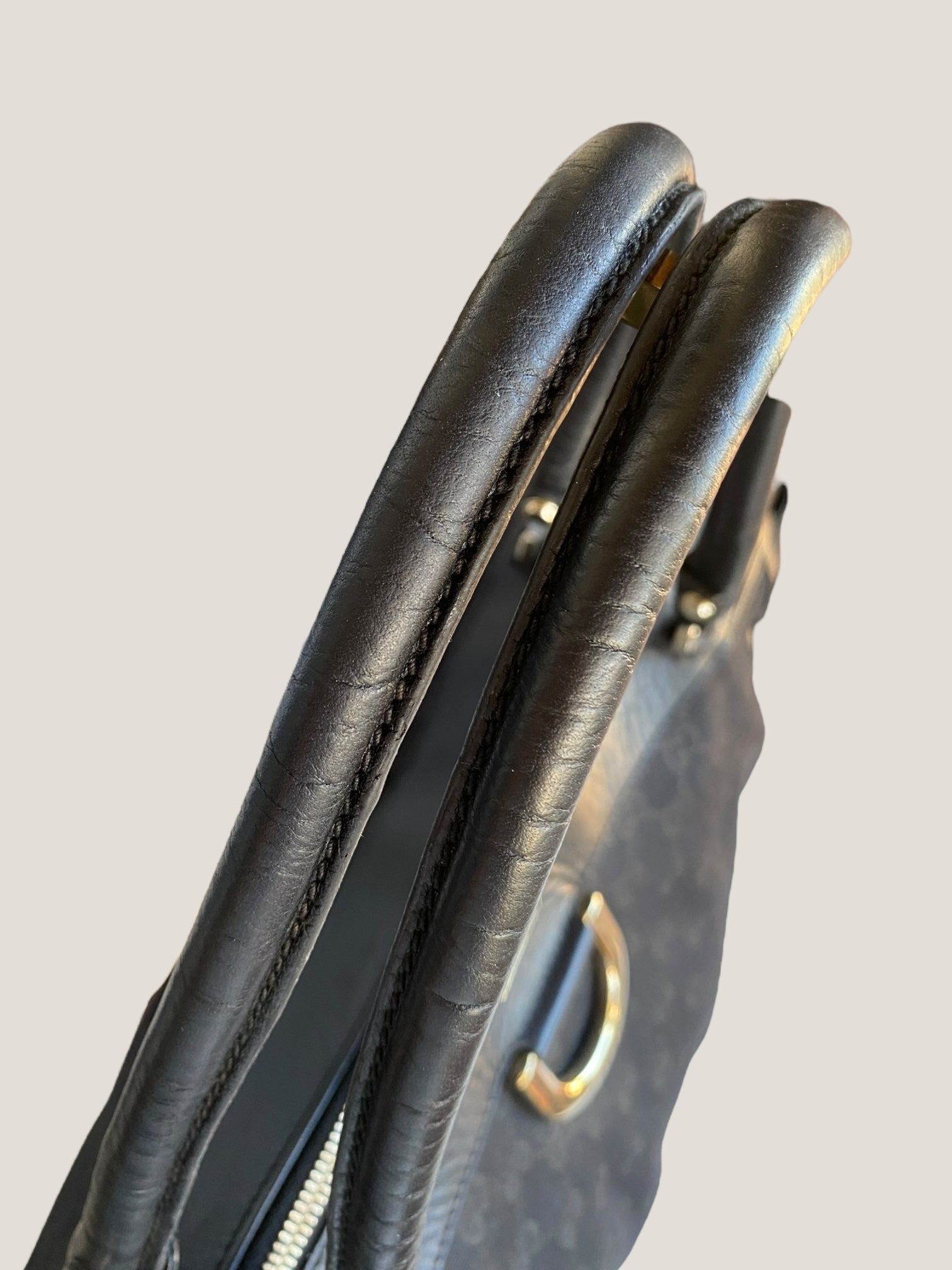 Gucci D ring GG monogram