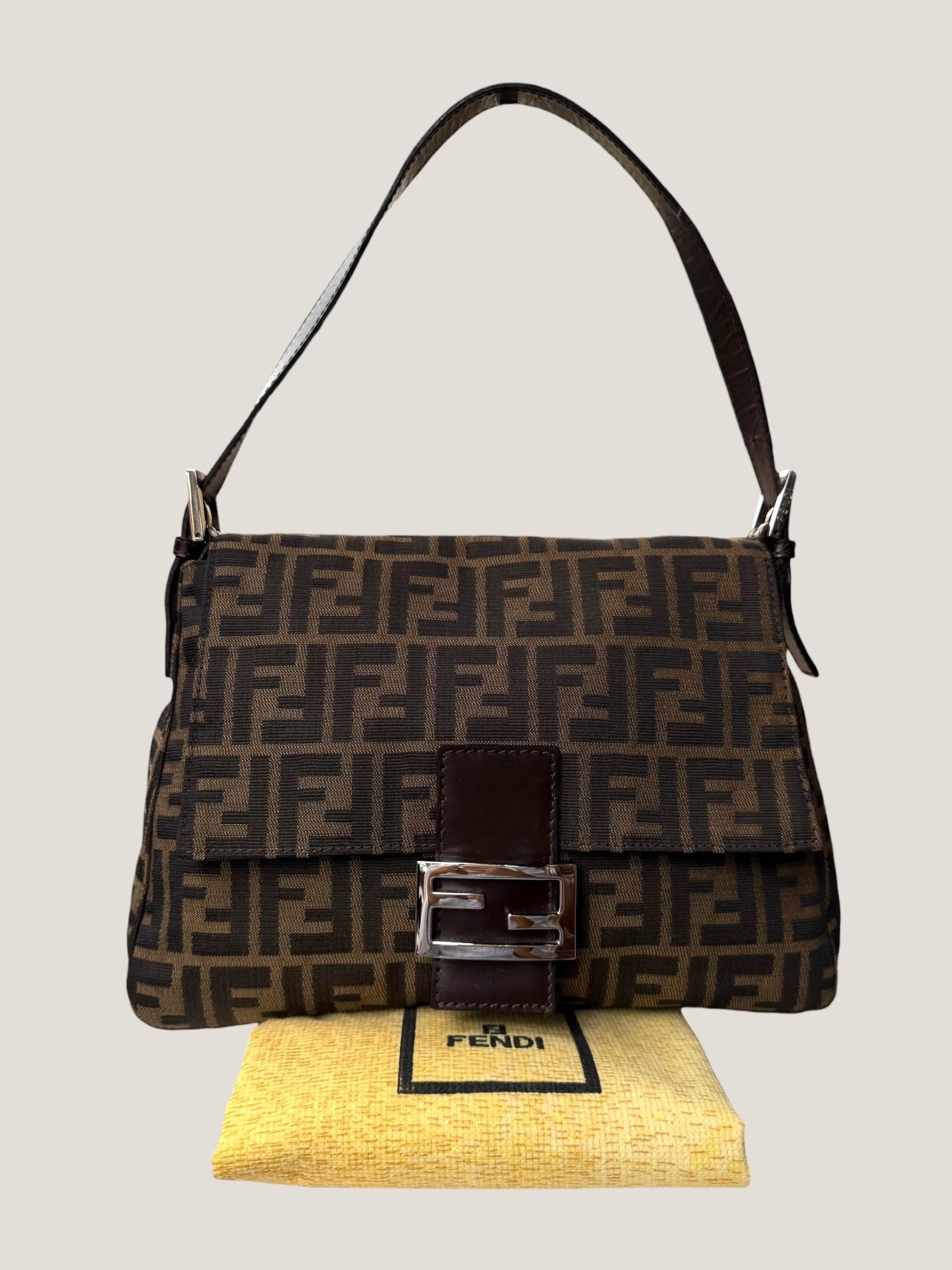 Fendi Mamma Baguette Zucca