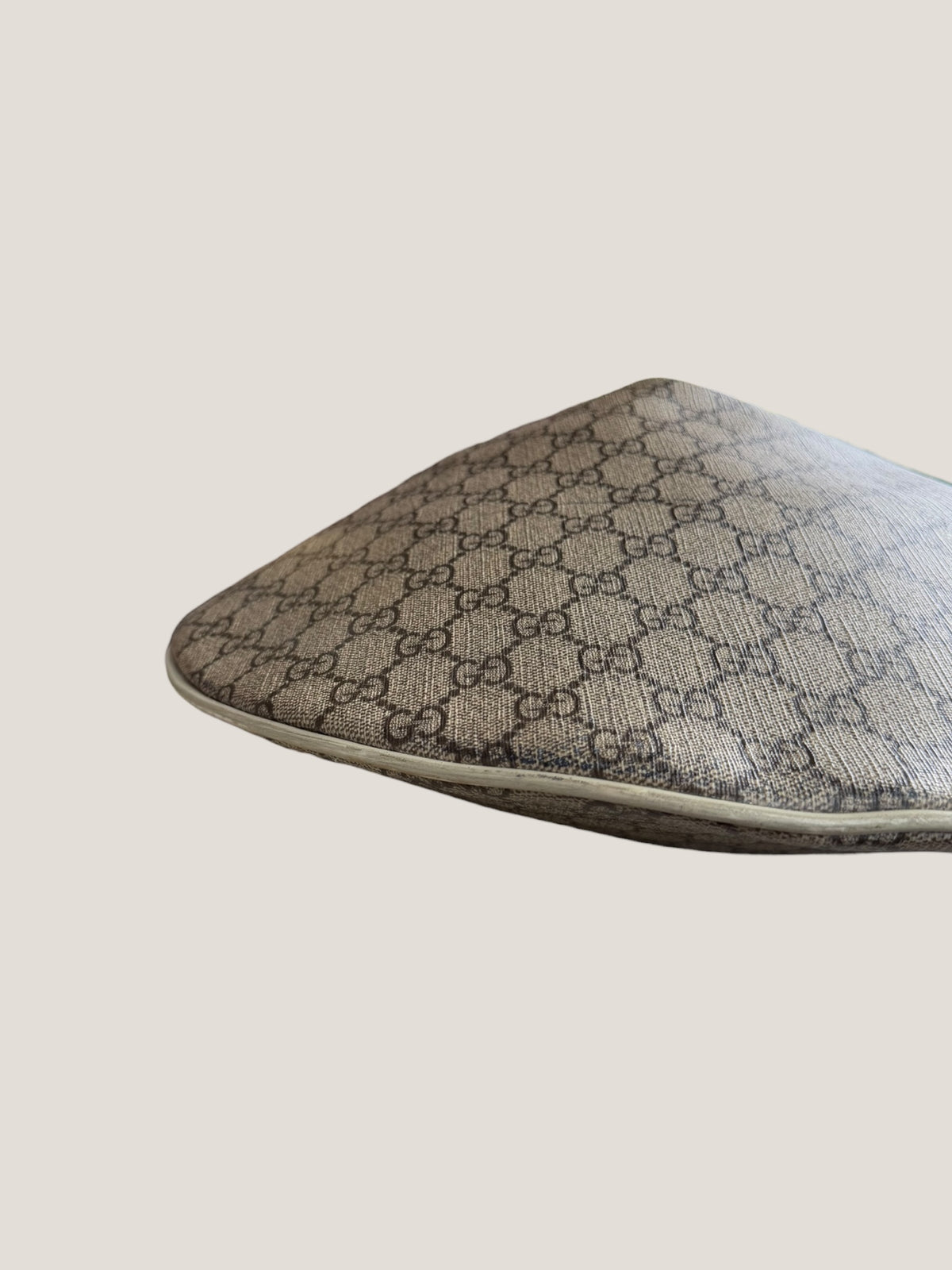 Gucci Hobo GG Supreme