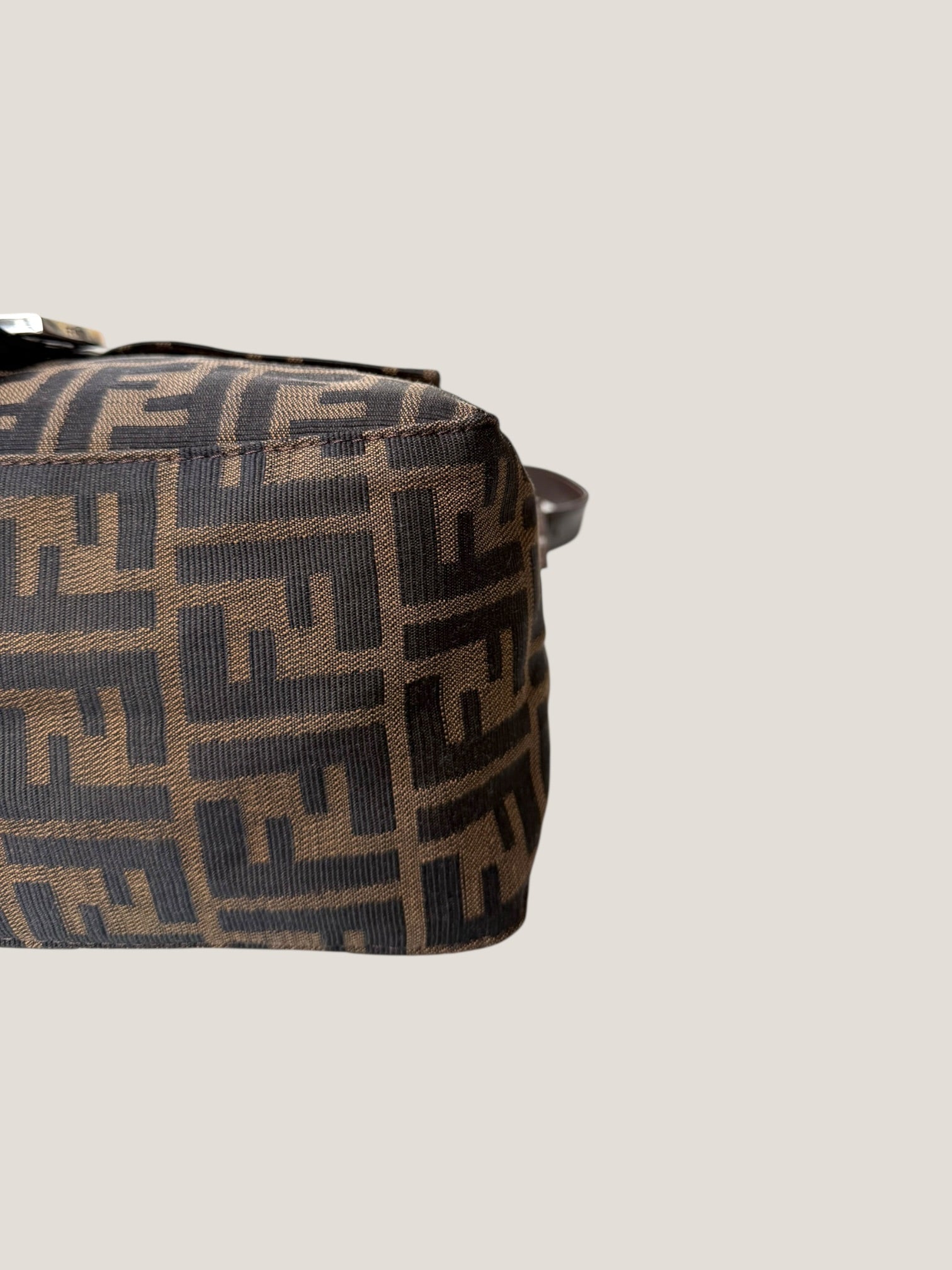 Fendi Mamma Baguette Zucca