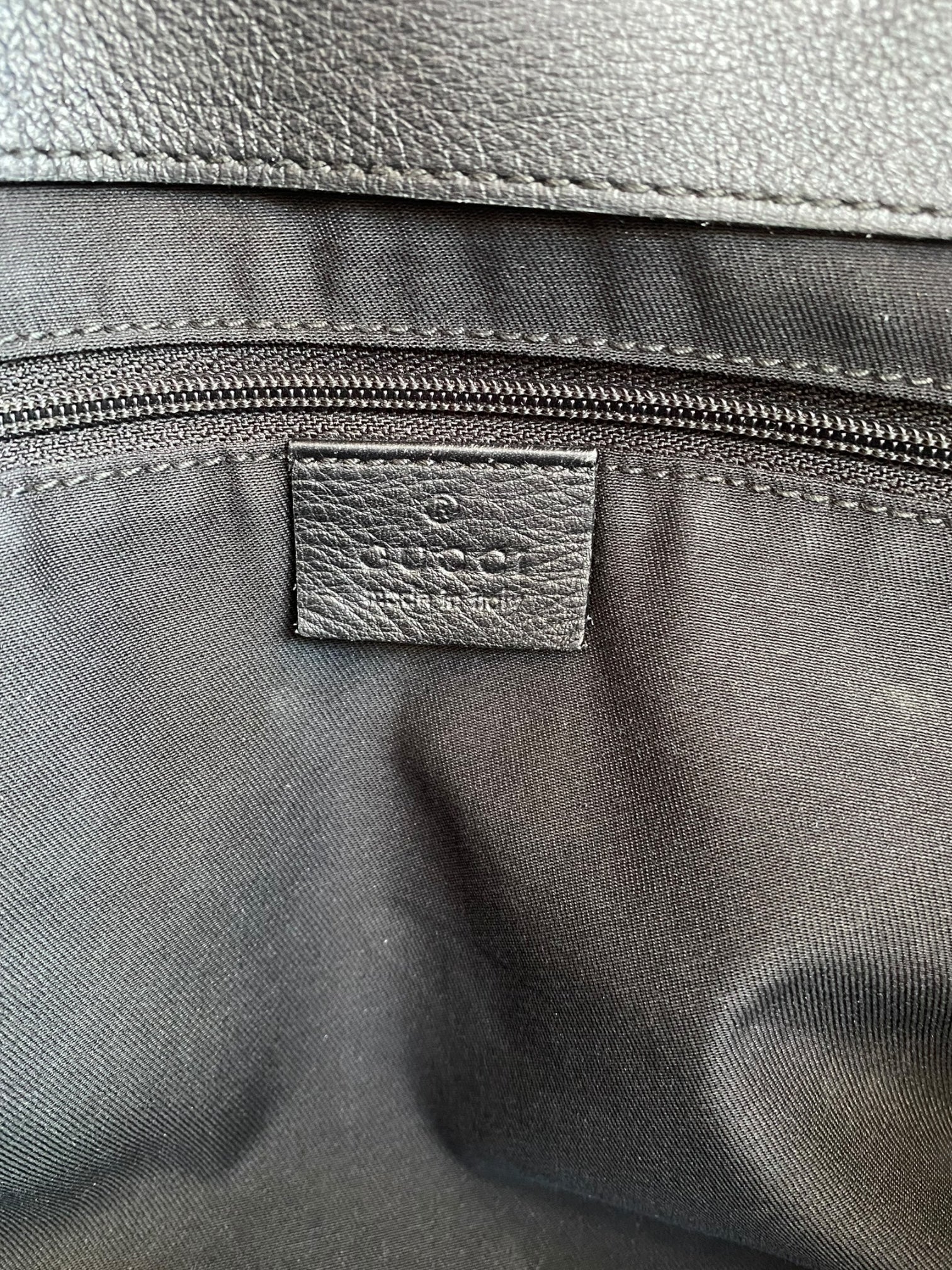 Gucci D ring GG monogram