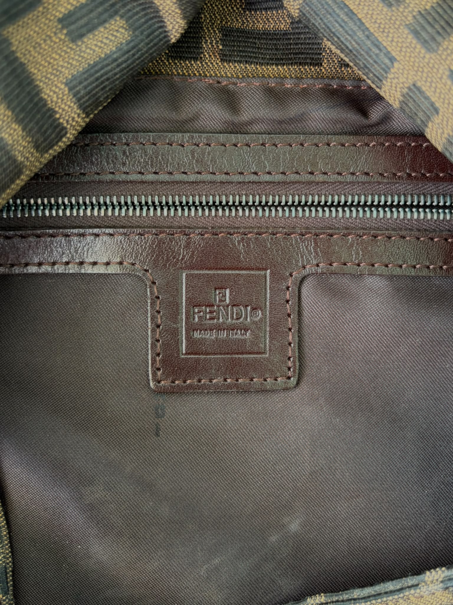 Fendi Mamma Baguette Zucca