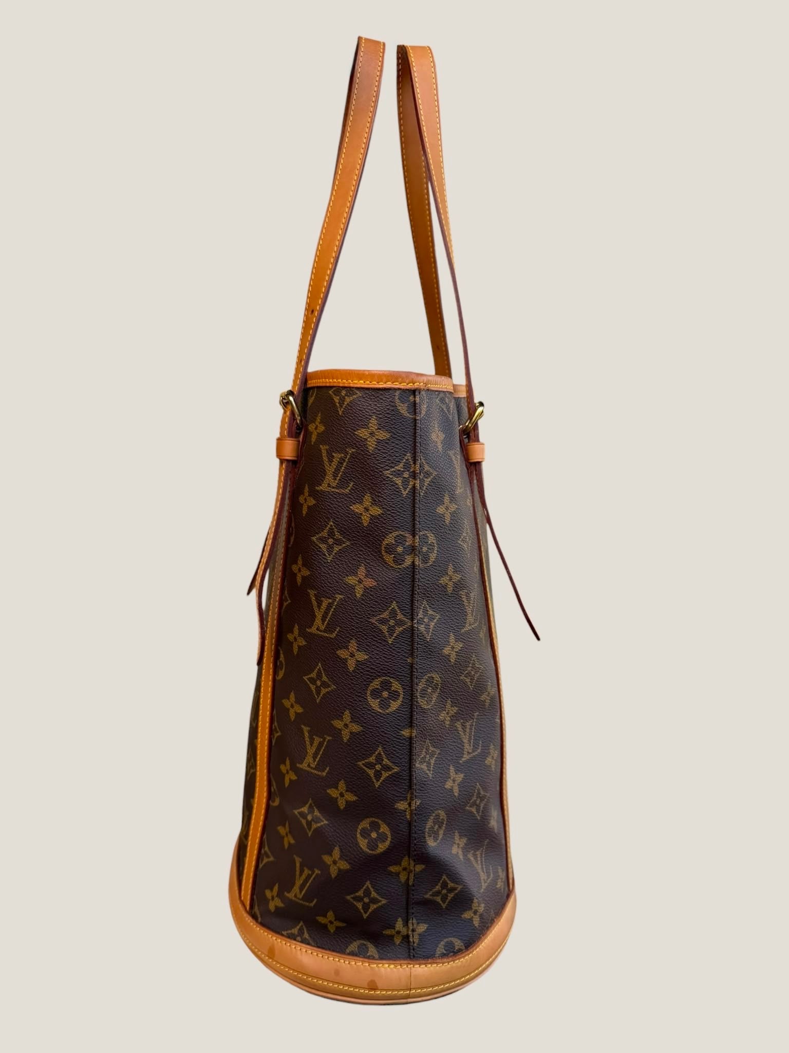 Louis Vuitton Bucket GM Monogram