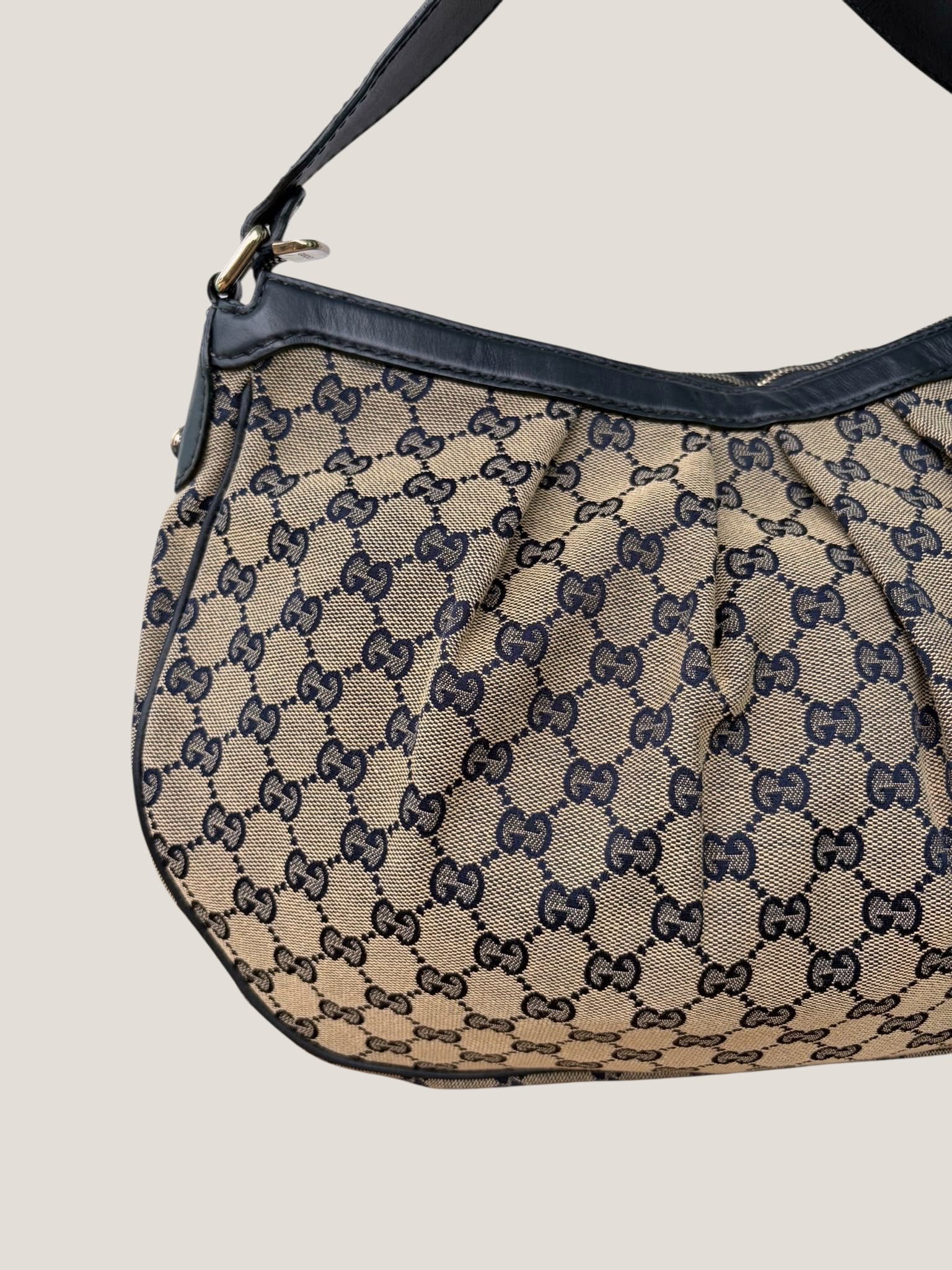 Gucci GG Sukey Hobo