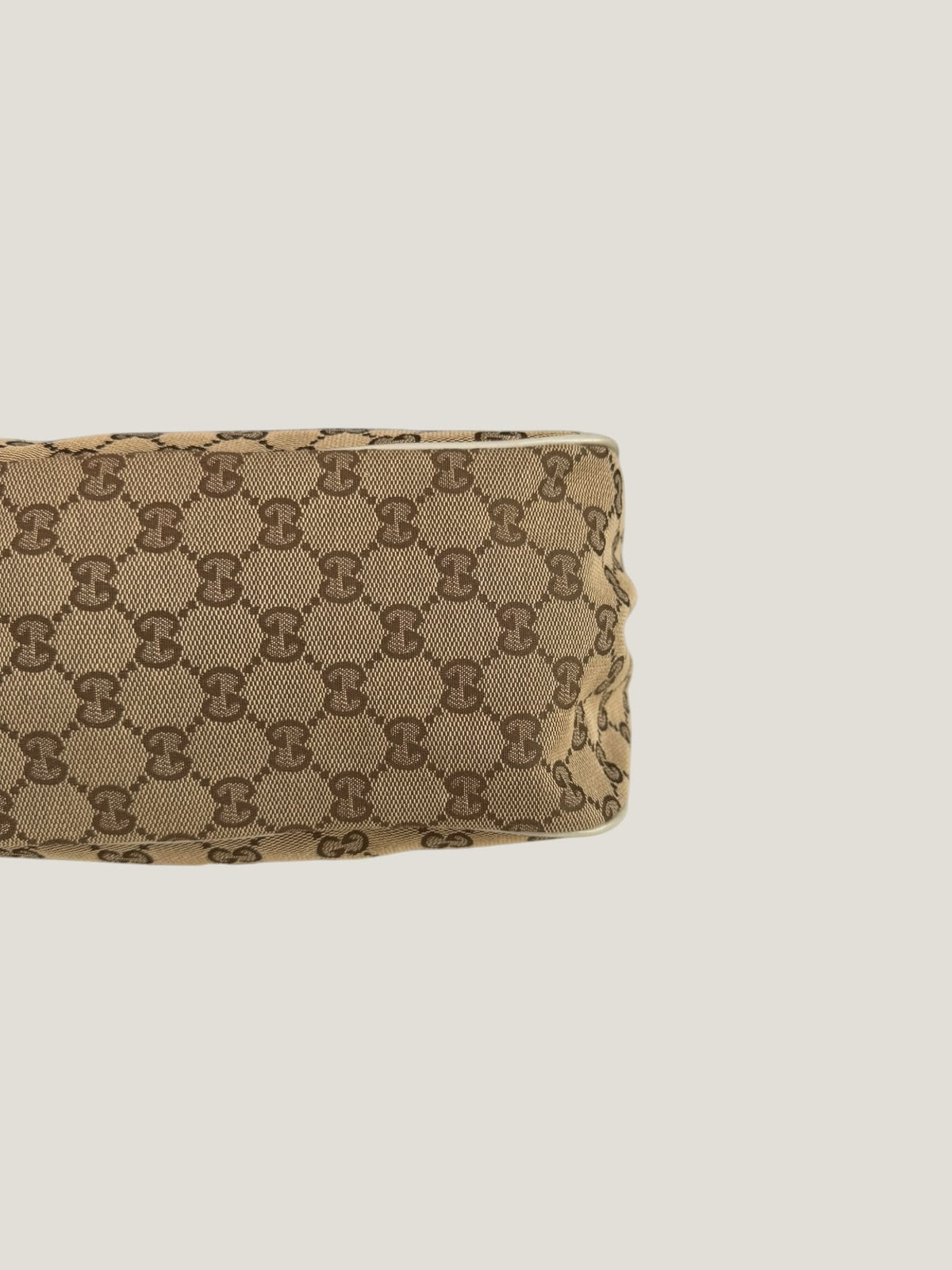 Gucci Sukey Flap GG Canvas