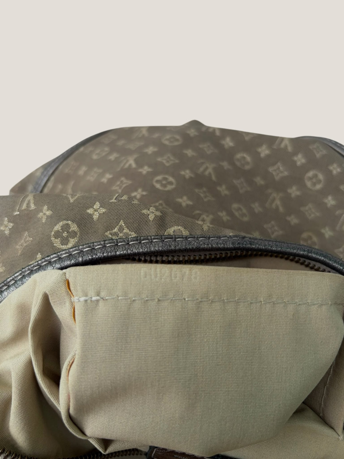 Louis Vuitton Manon Mini Lin