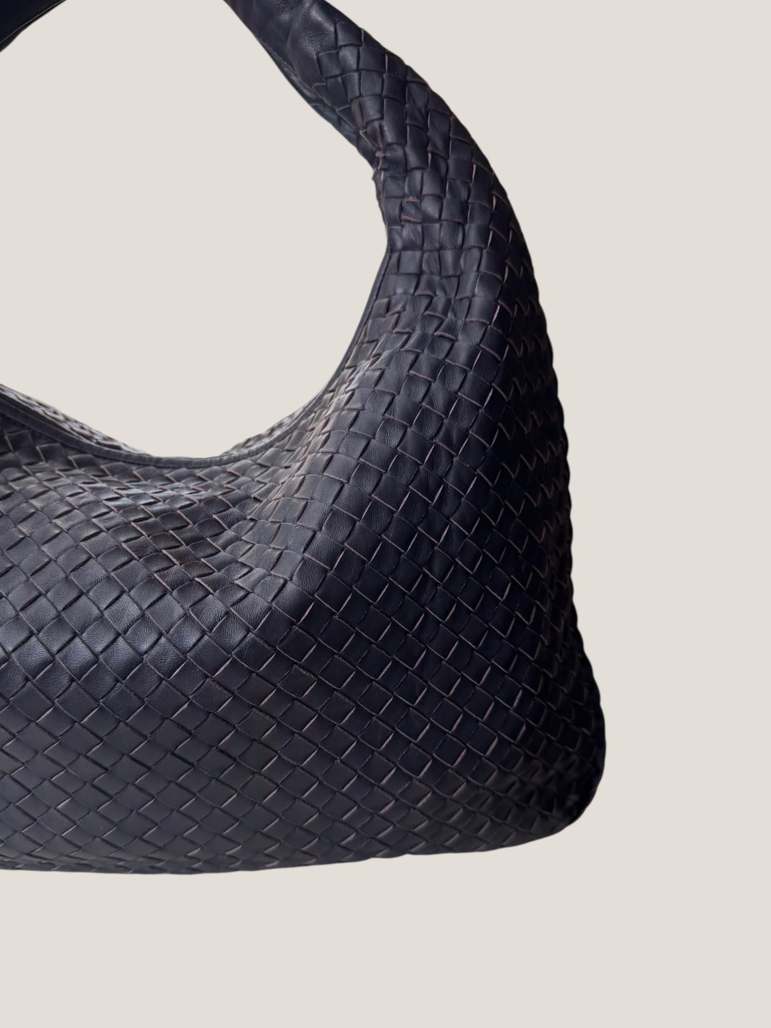 Bottega Veneta Intrecciato Vintage Hobo