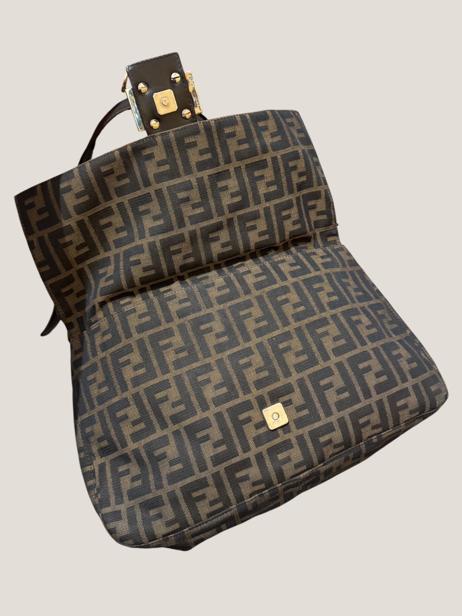 Fendi Mamma Baguette Zucca – Misura Jumbo