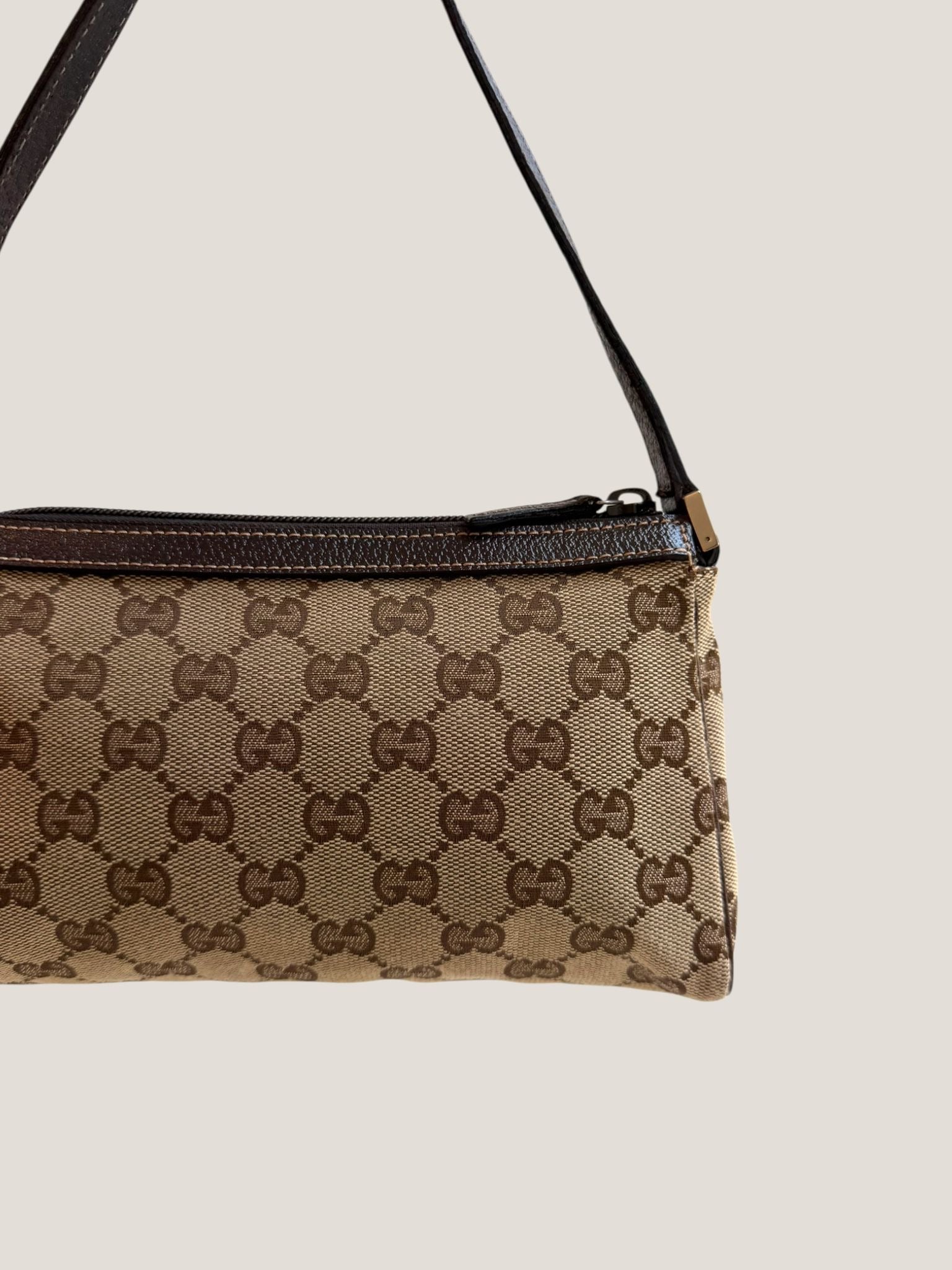 Gucci D-Ring Pochette