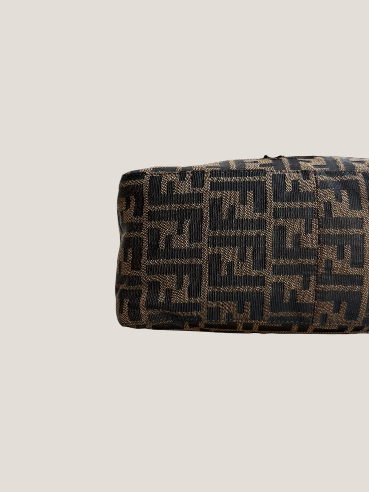 Fendi Mamma Baguette Zucca