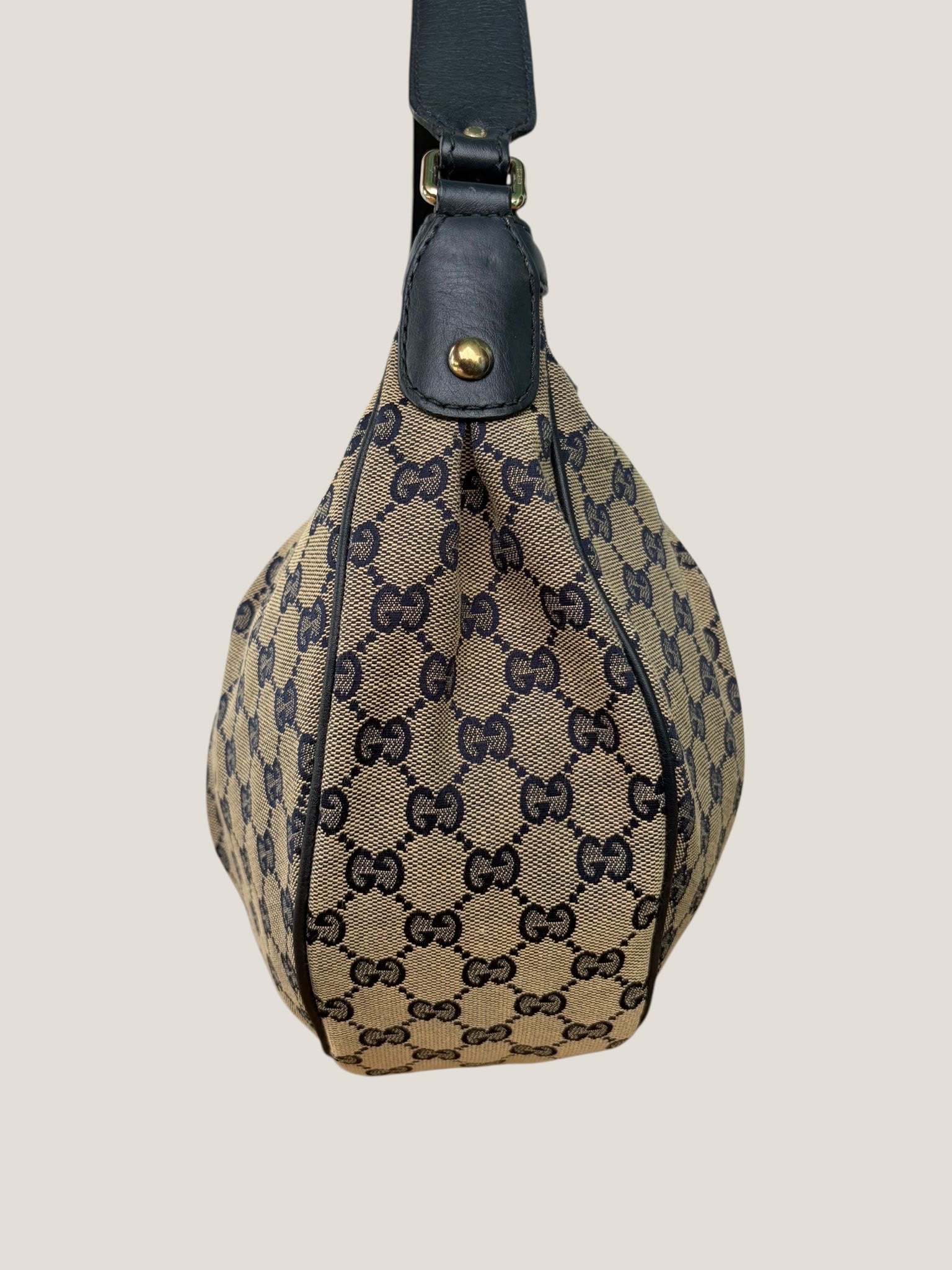 Gucci GG Sukey Hobo