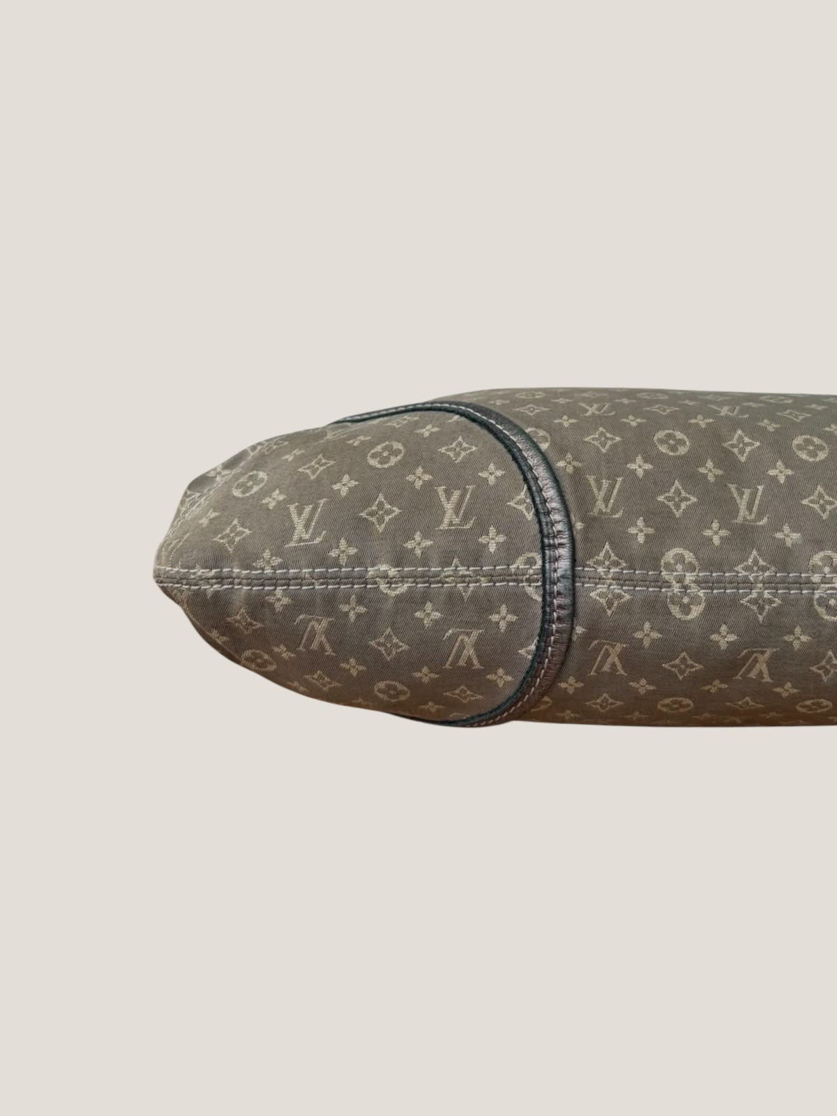 Louis Vuitton Manon Mini Lin