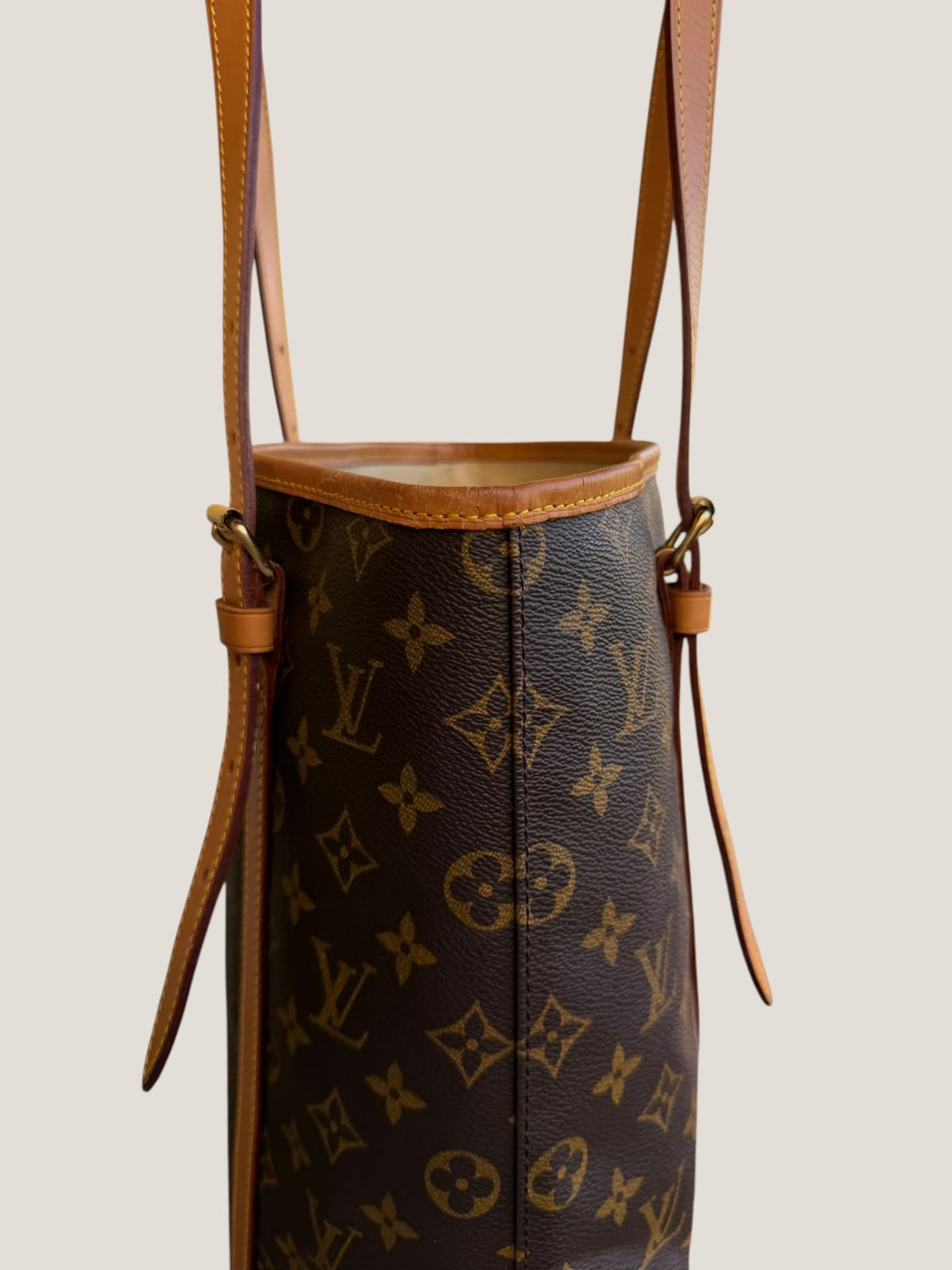 Louis Vuitton Bucket GM Monogram