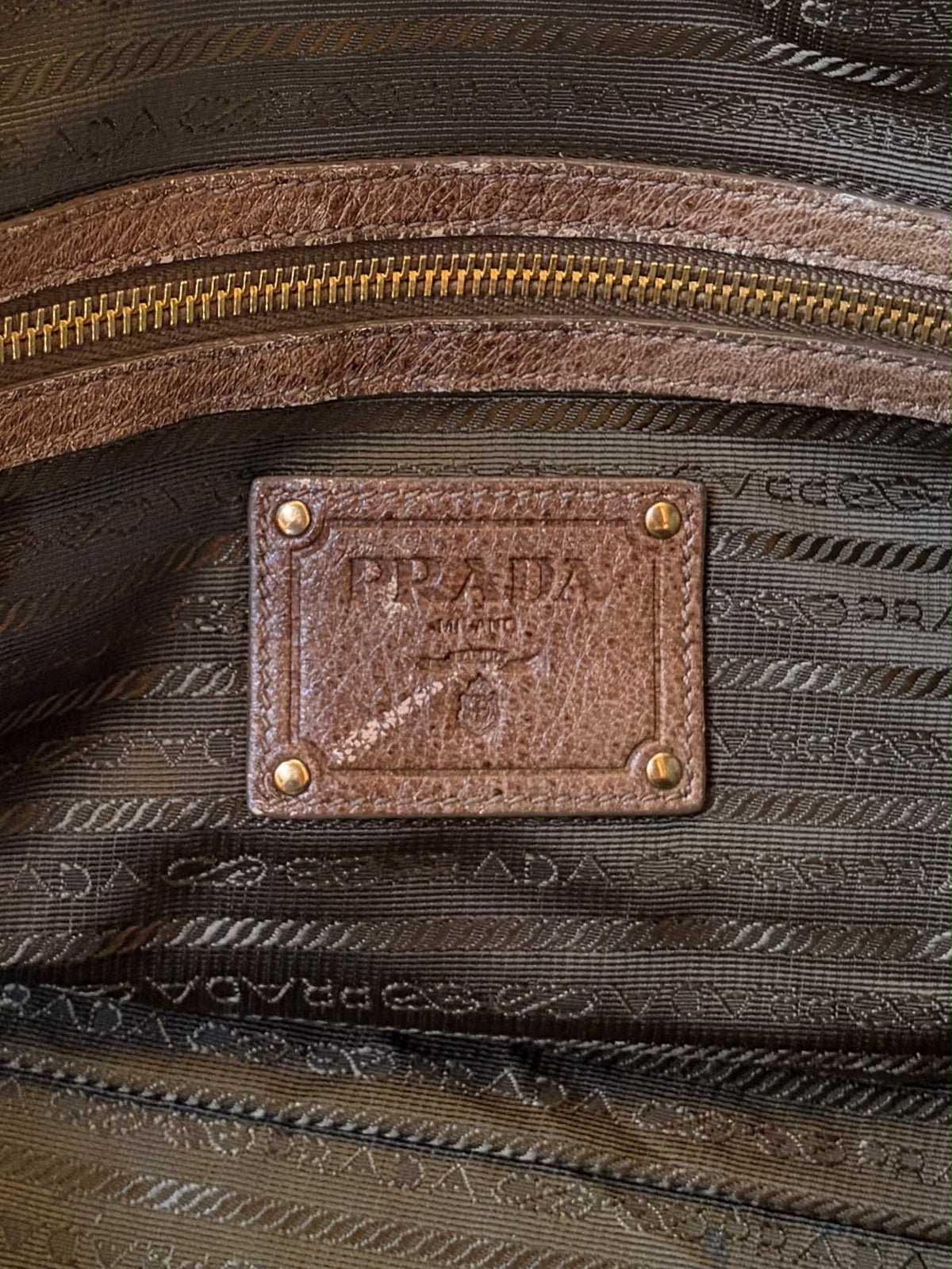 Prada Cervo Bauletto con Cristalli