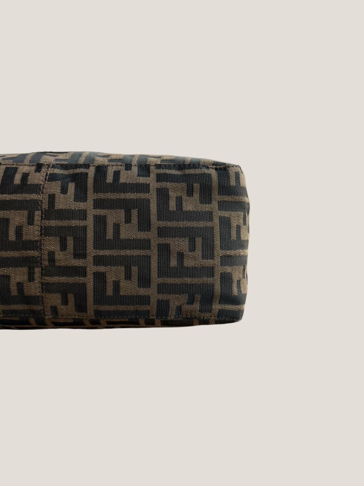 Fendi Mamma Baguette Zucca