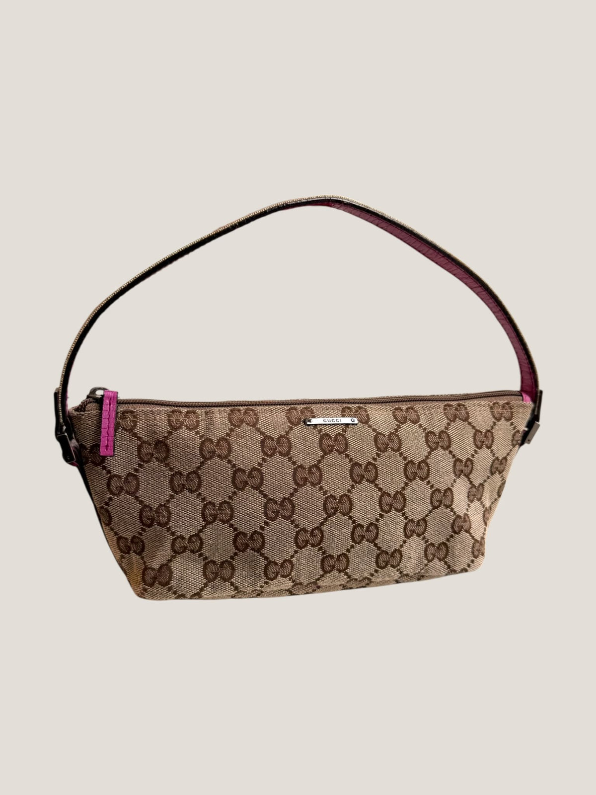 Gucci Pochette GG