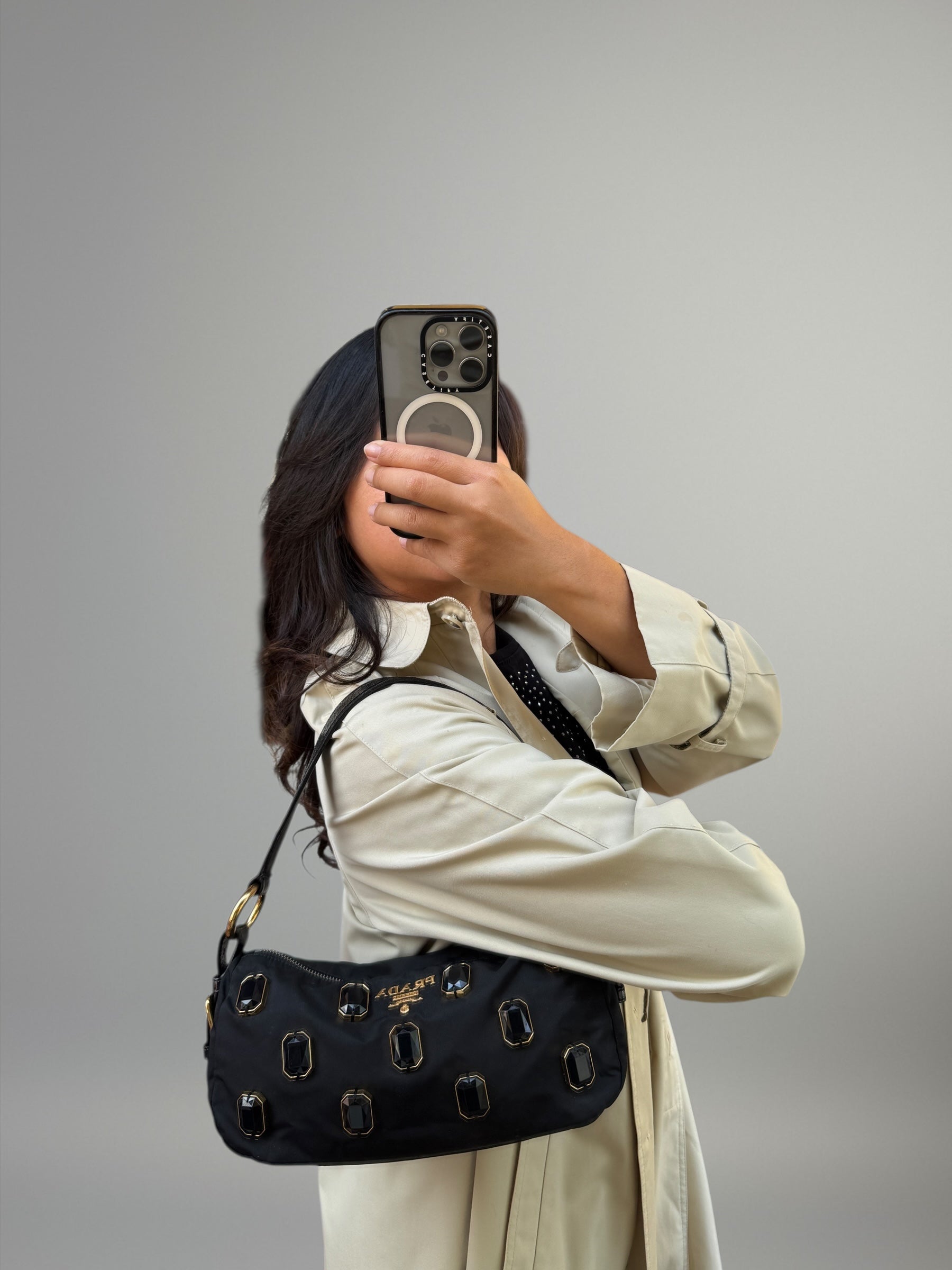 Prada Pochette con cristalli neri