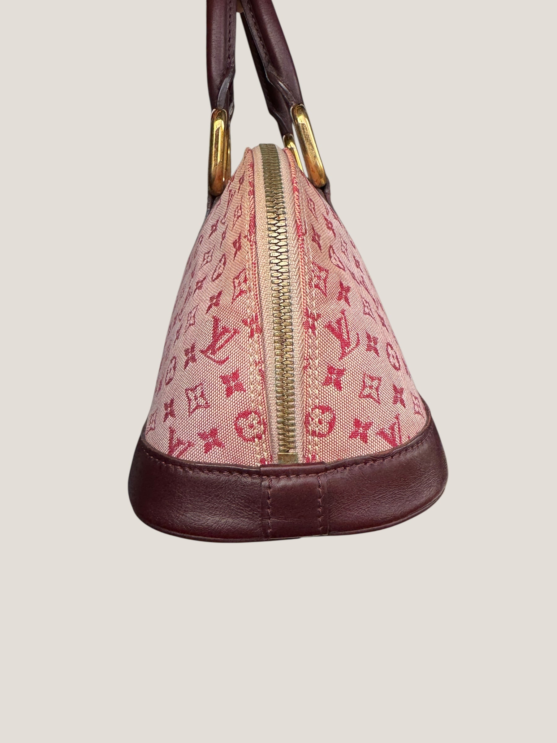 LOUIS VUITTON Alma Long Monogram Mini Lin