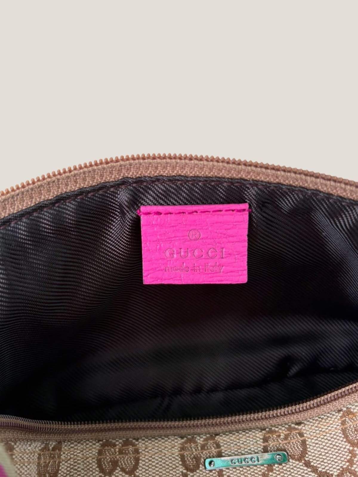 Gucci Pochette GG