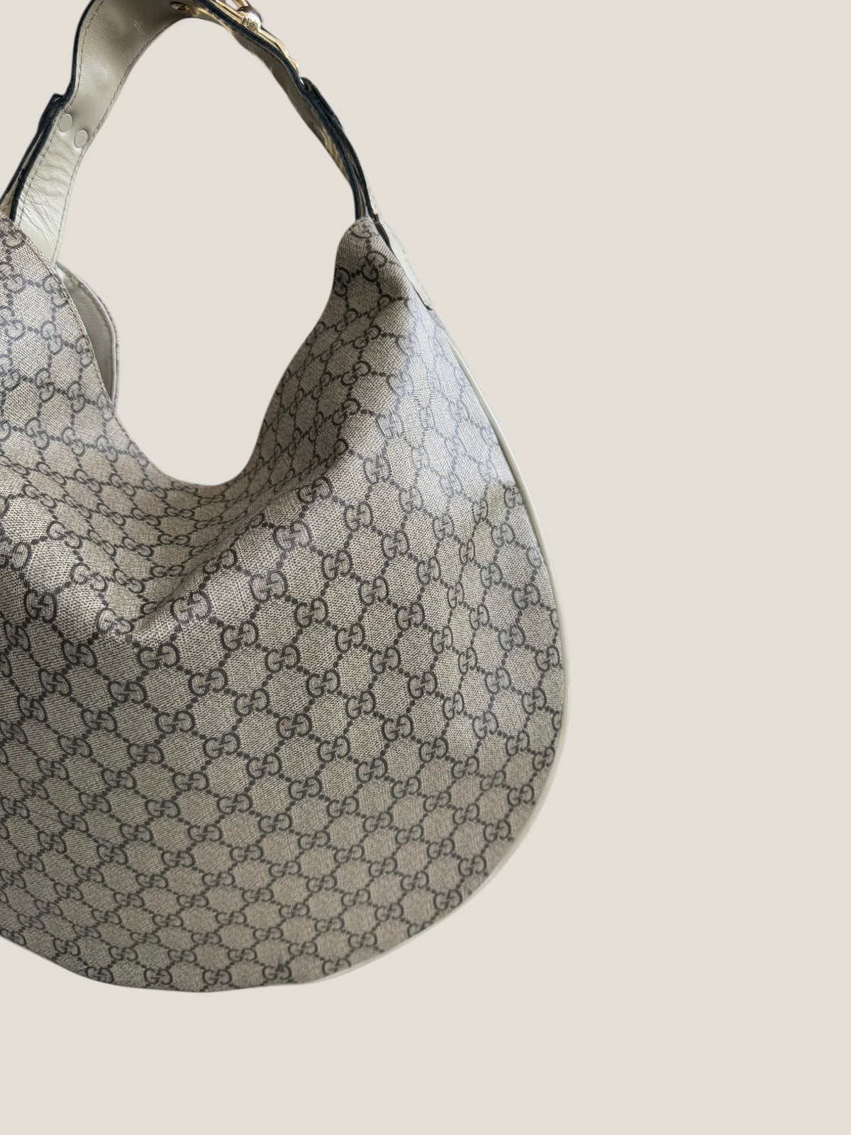 Gucci Hobo GG Supreme