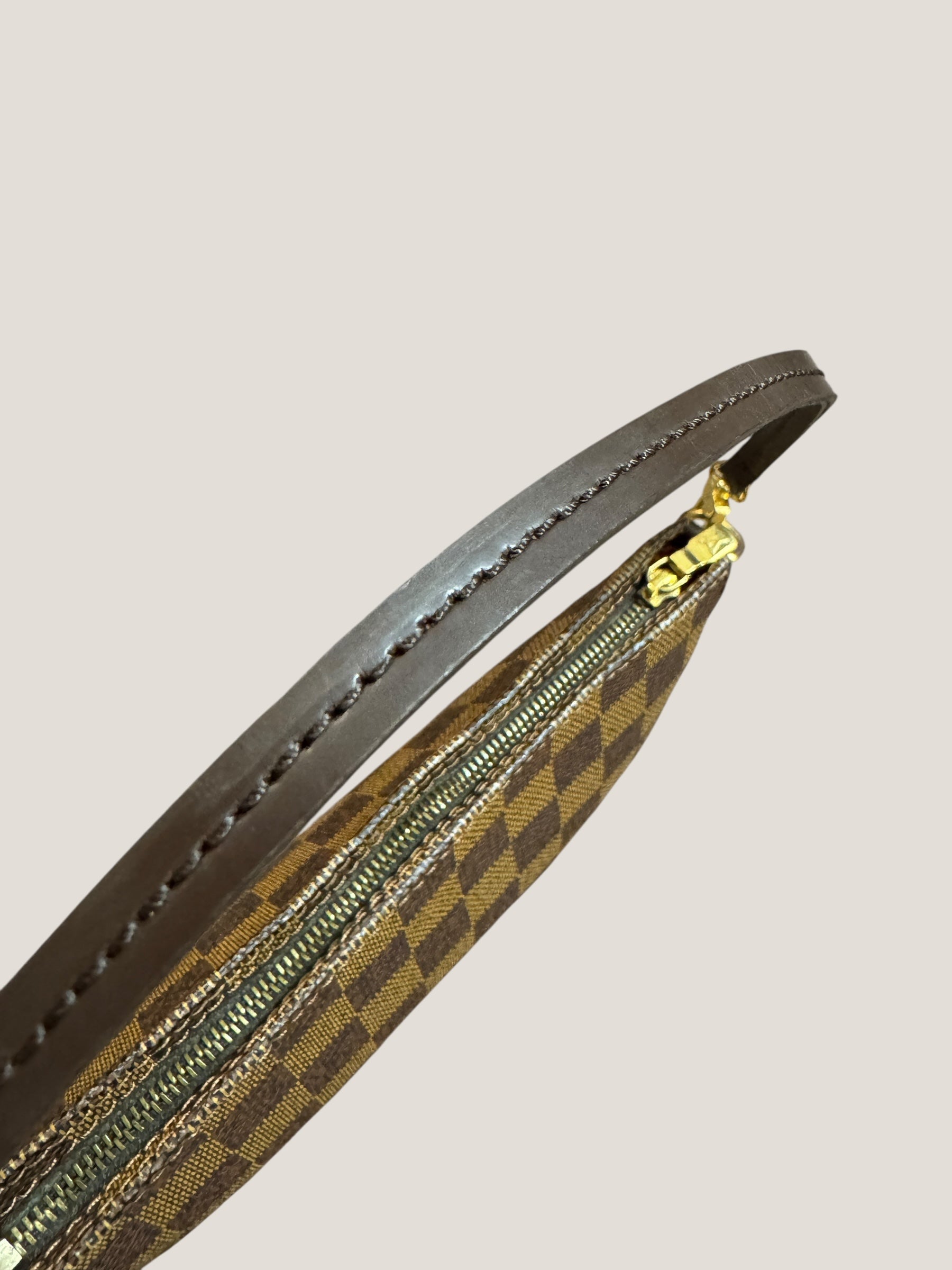 LV Pochette Accessoires Damier Ebene