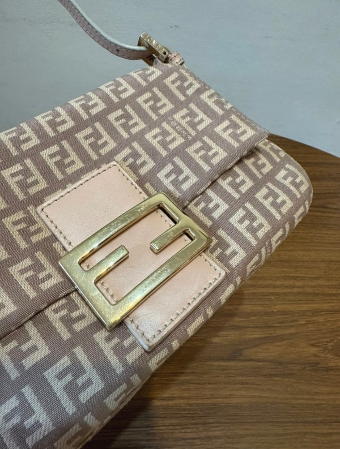 Fendi mini baguette