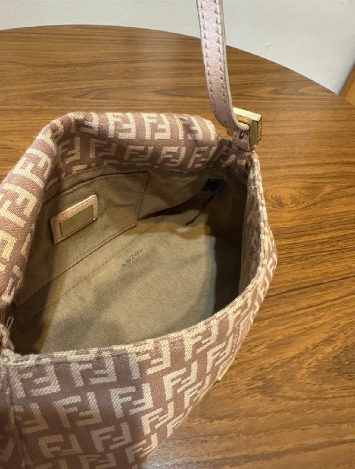 Fendi mini baguette