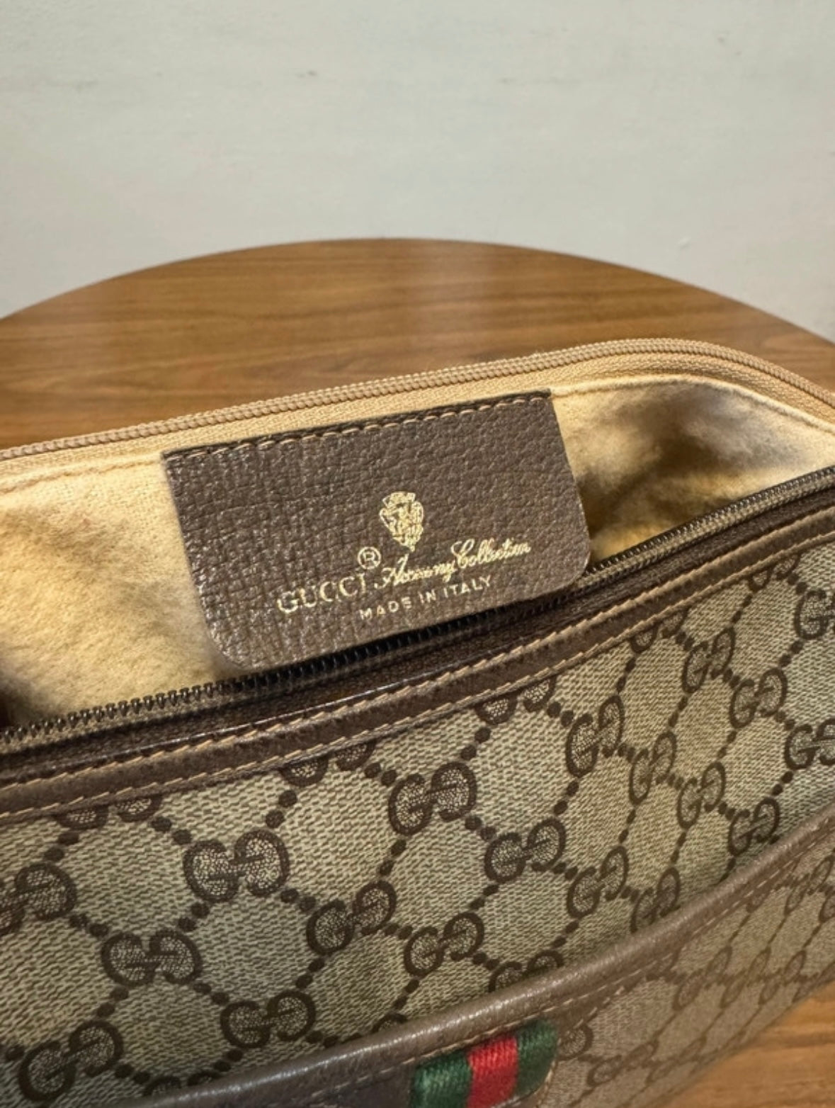 Gucci Supreme web sherry line