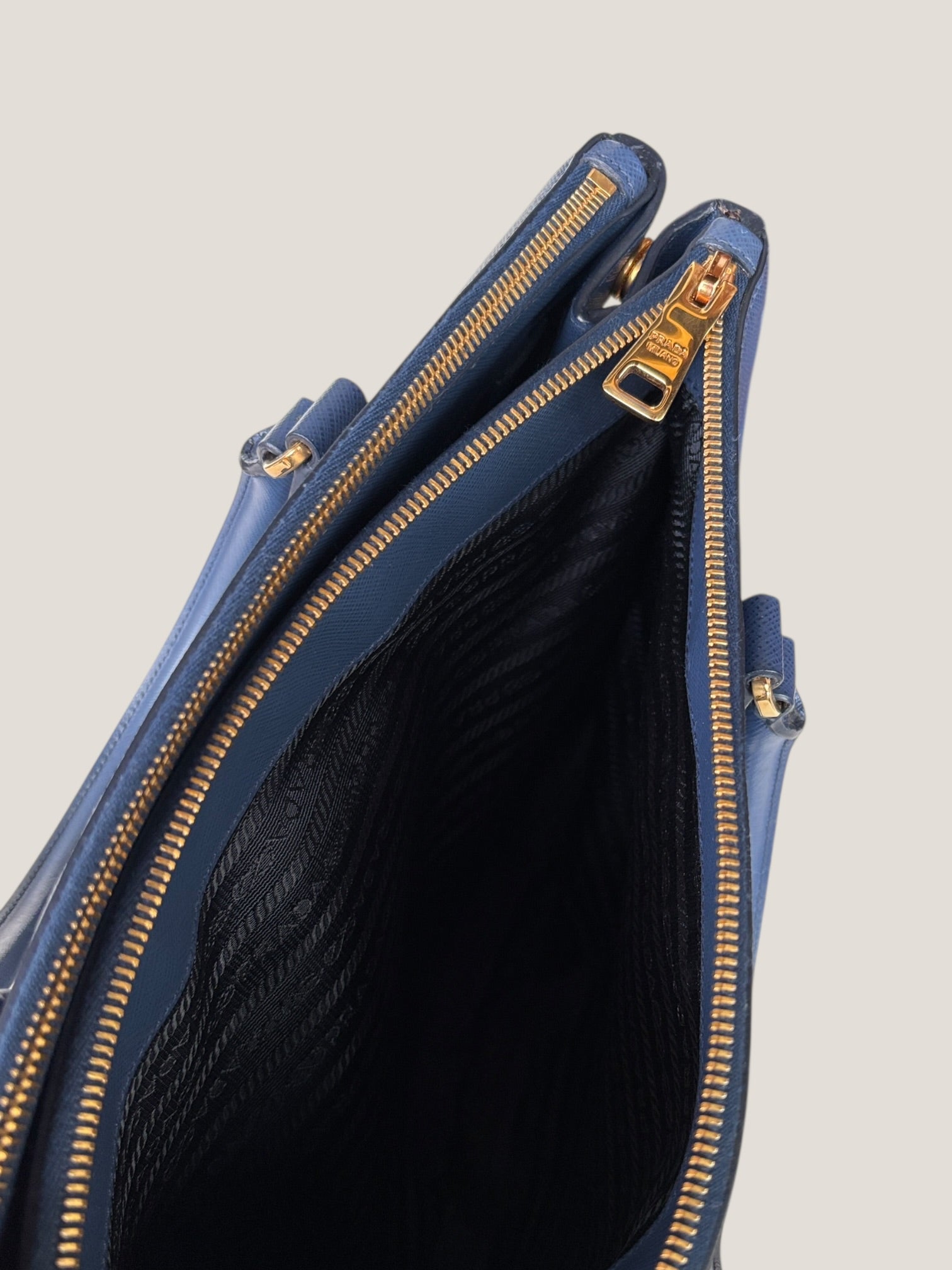 Prada Galleria Large Blu