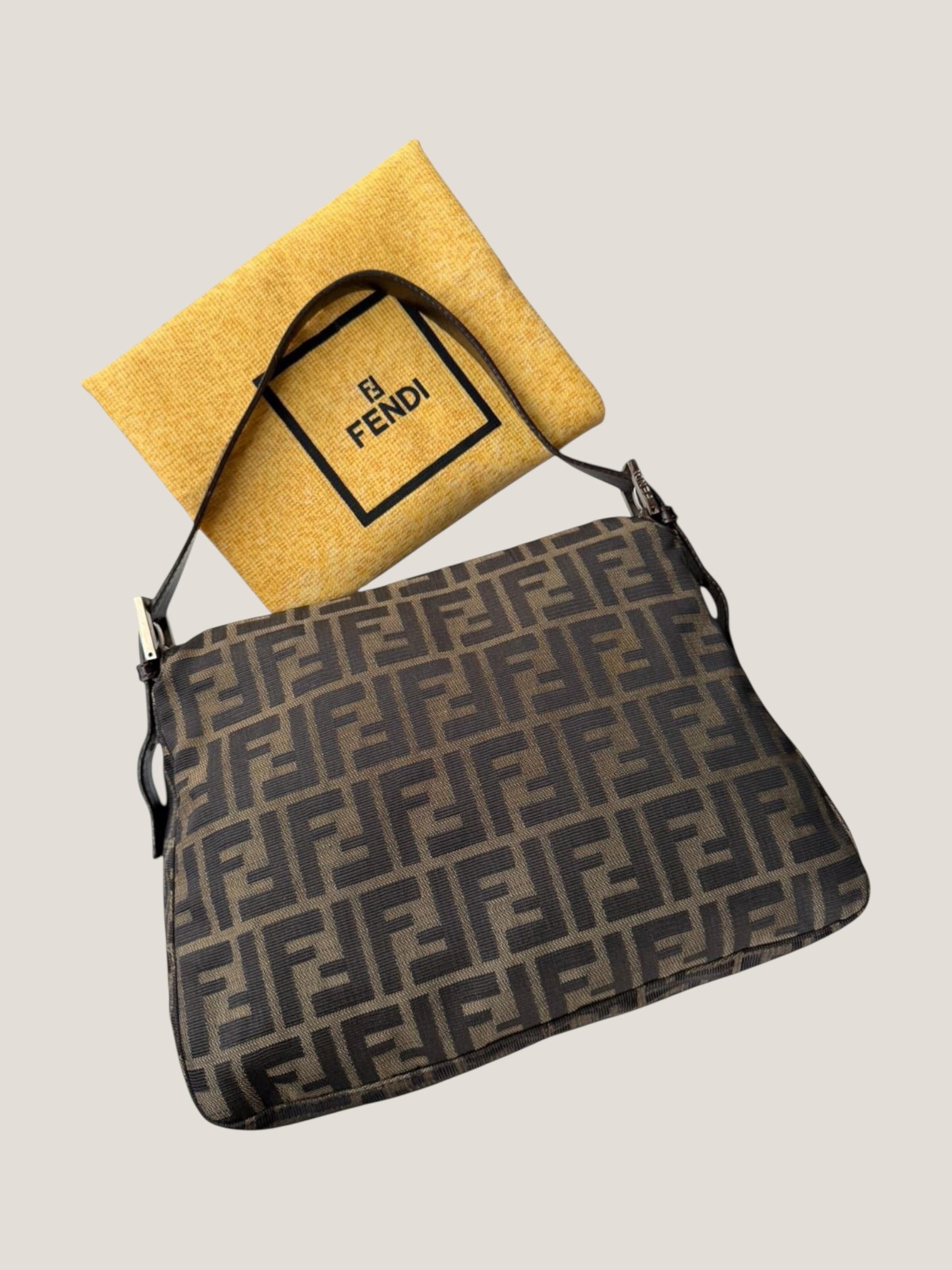 Fendi Mamma Baguette Zucca