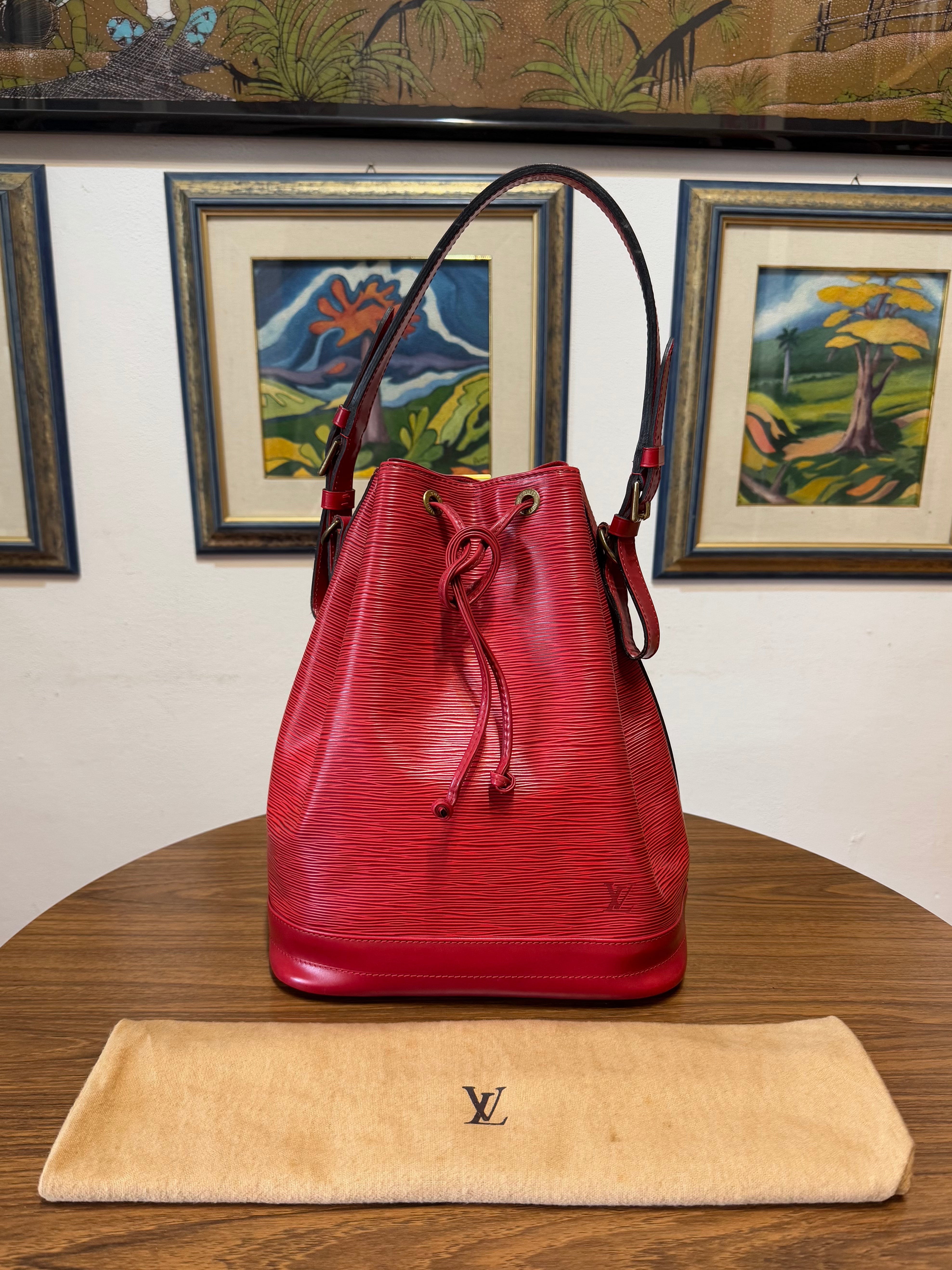 Louis Vuitton Noé in pelle Epi