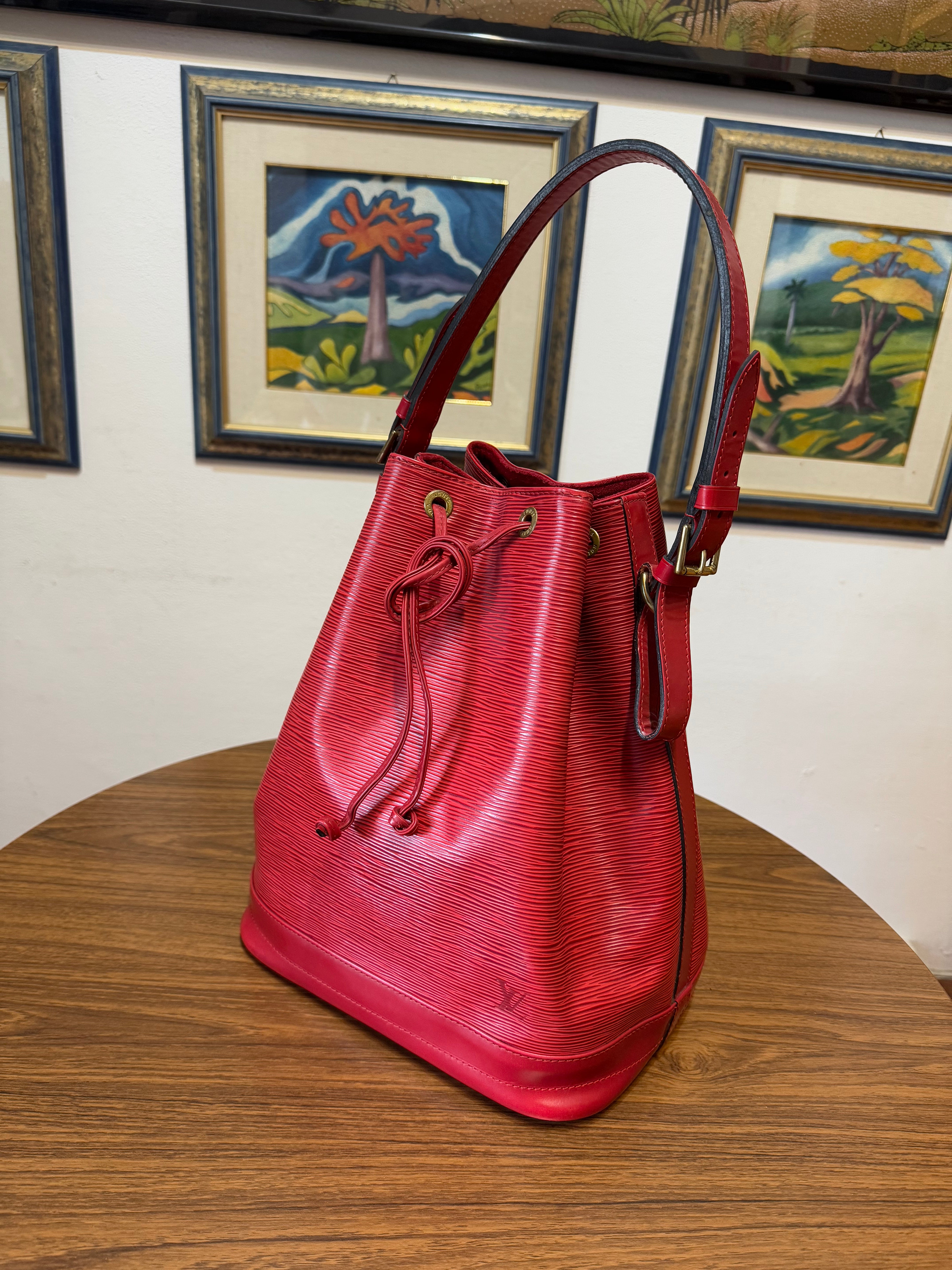 Louis Vuitton Noé in pelle Epi