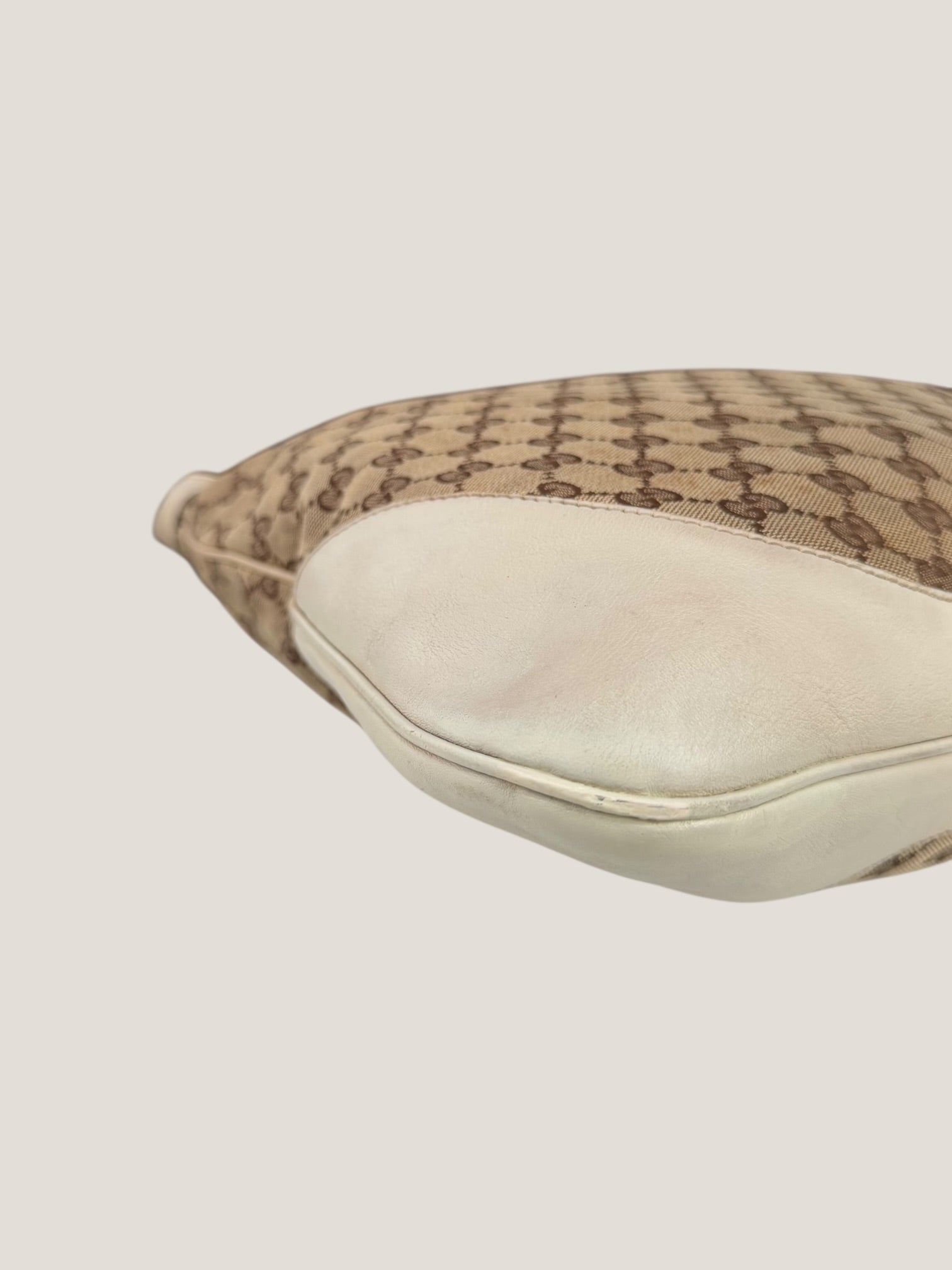 Gucci Jackie Hobo Web