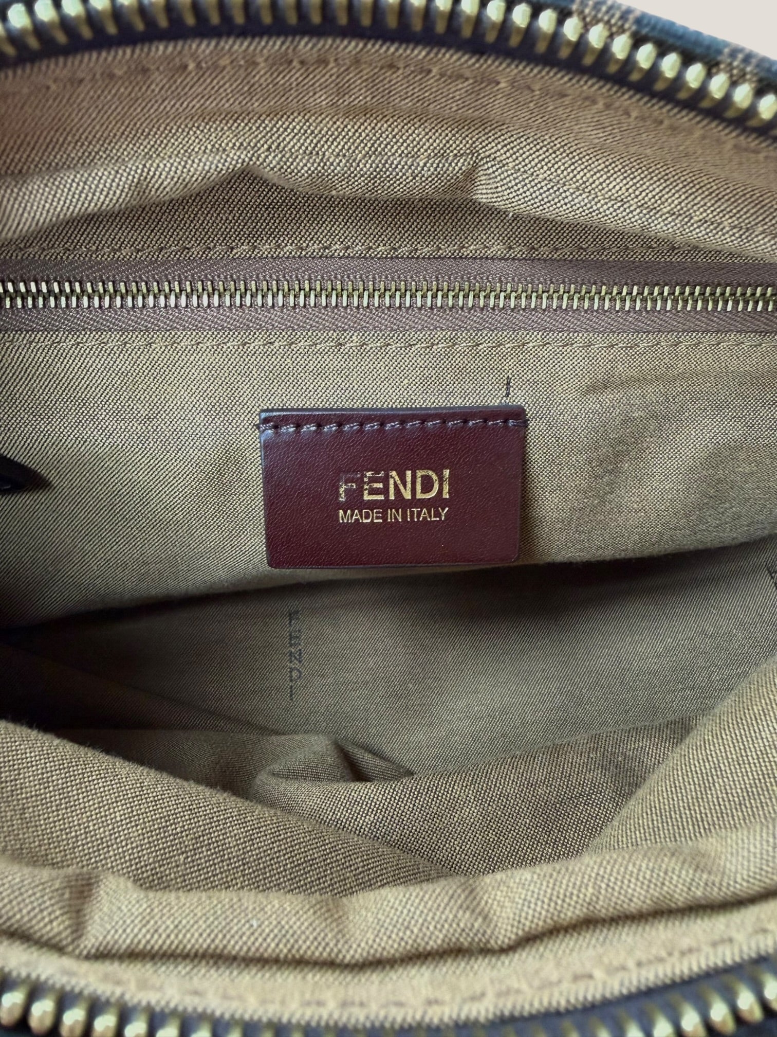 Fendi Chef Hobo con Stelle