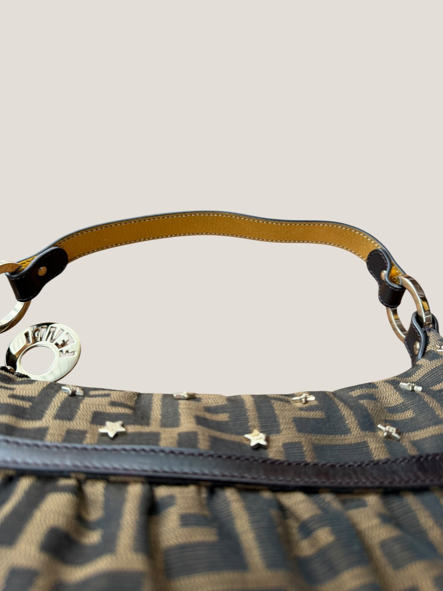 Fendi Chef Hobo con Stelle