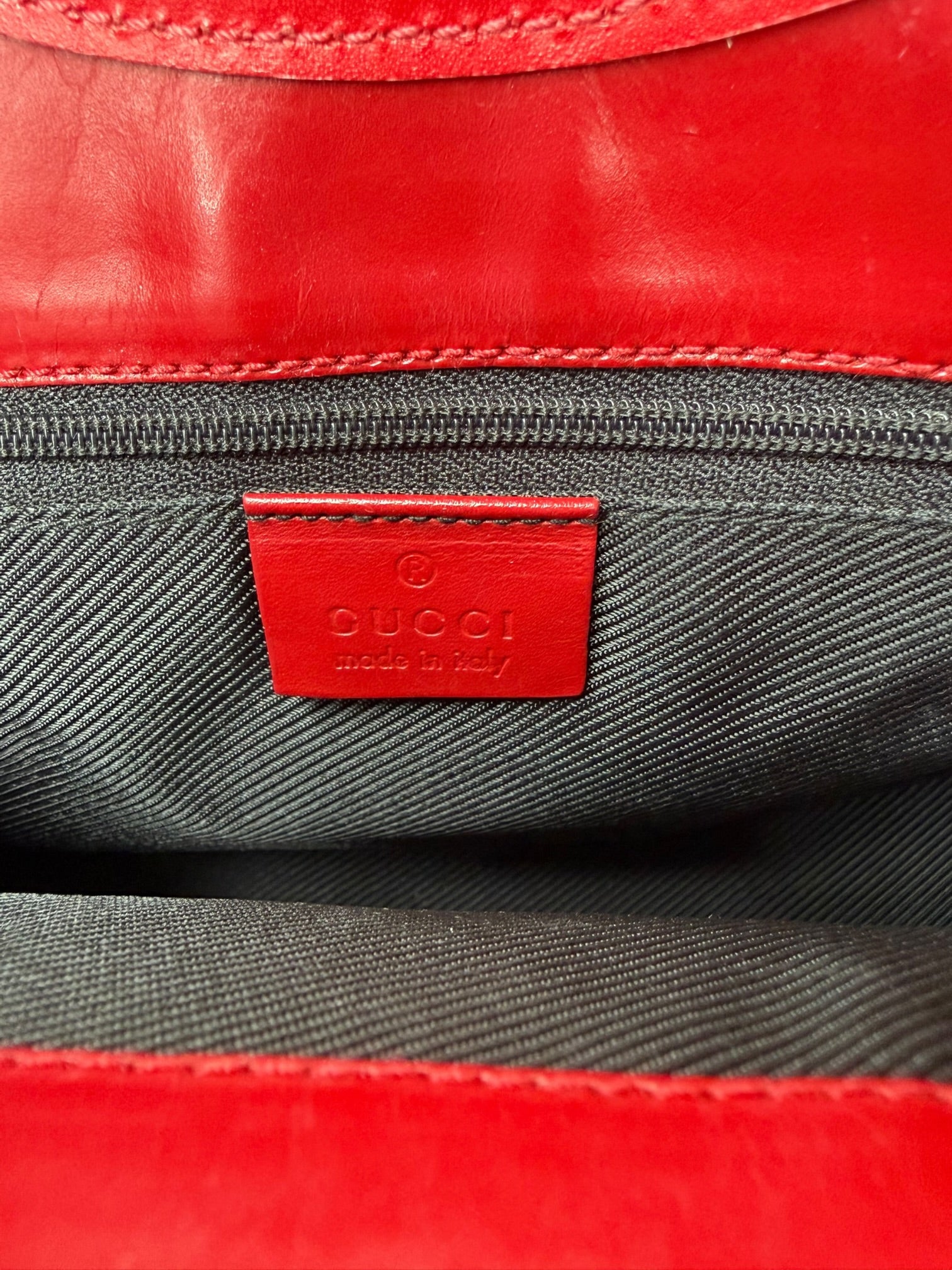 Gucci Jackie con profili rossi