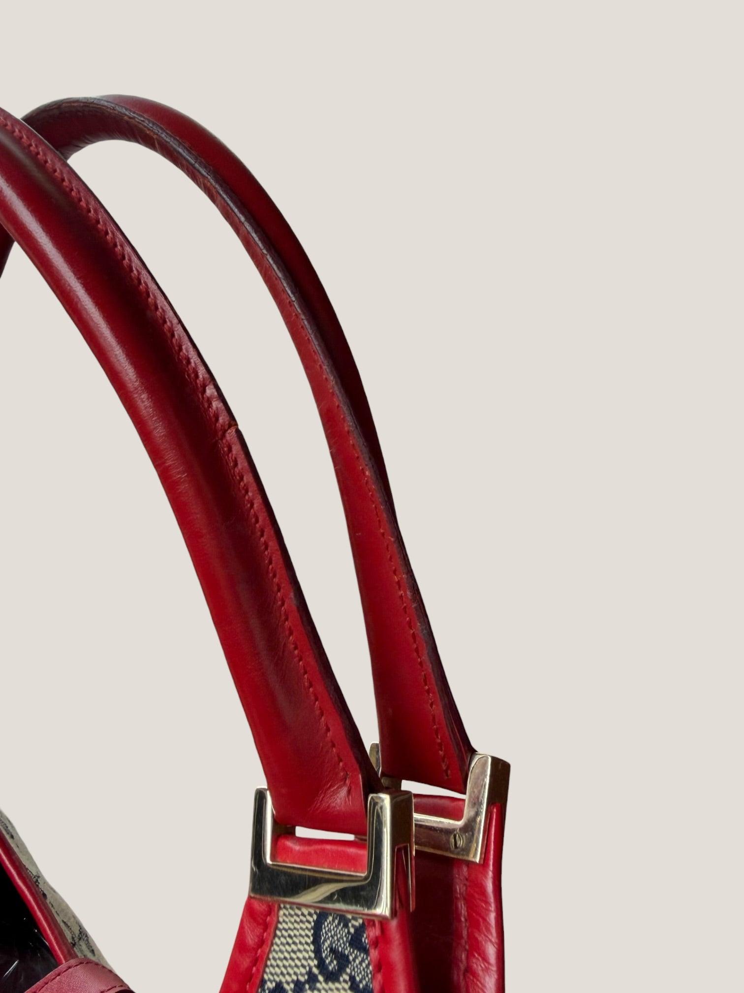 Gucci Jackie con profili rossi