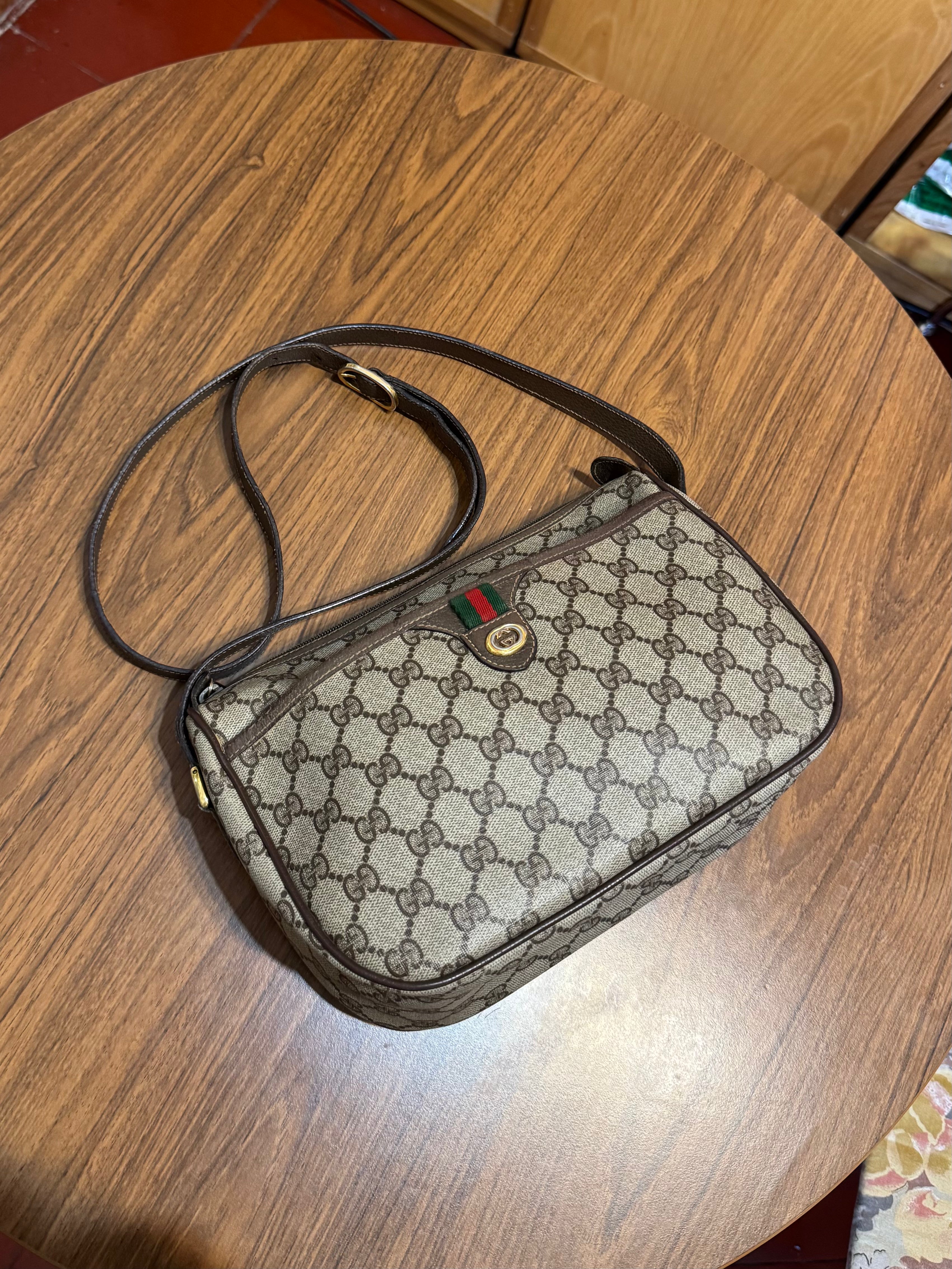 Gucci Supreme web sherry line