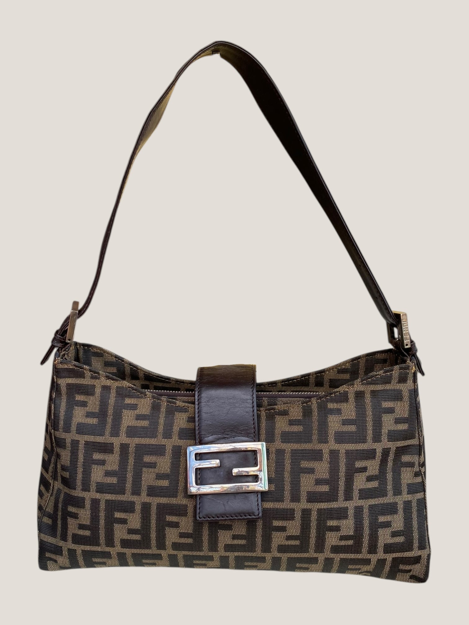 Fendi Baguette in canvas monogram FF
