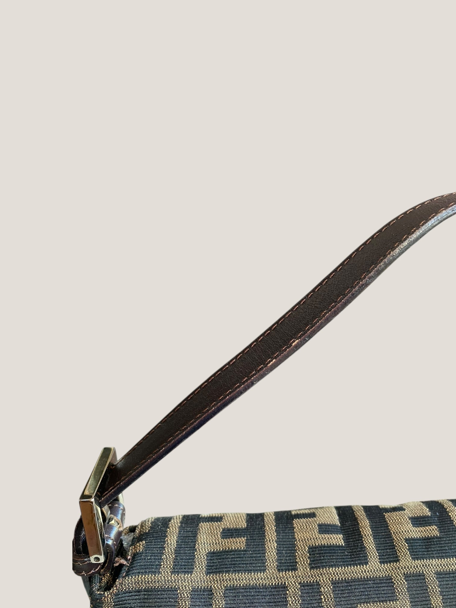 Fendi mamma baguette