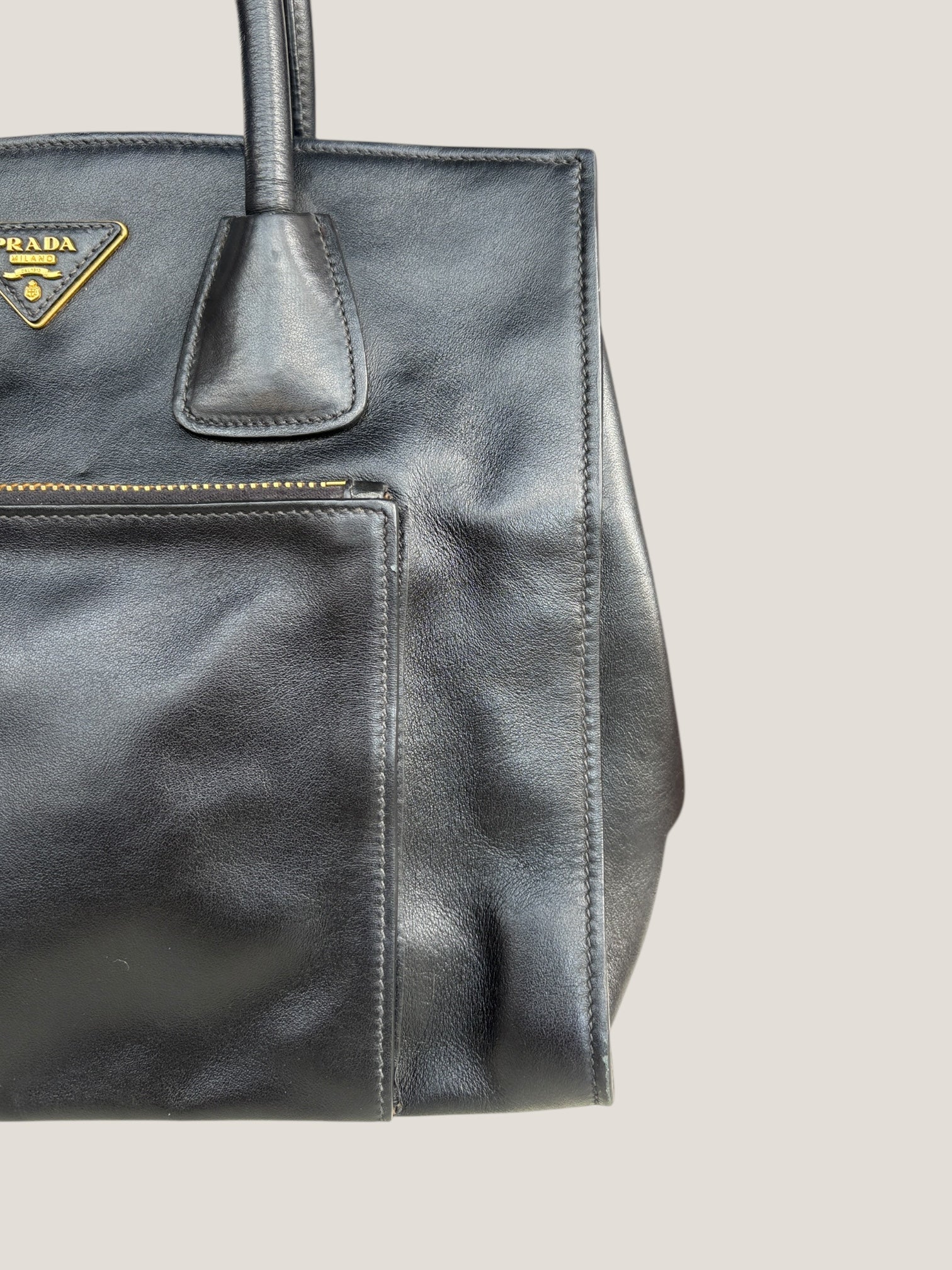 PRADA Tote Bag in Pelle Nera