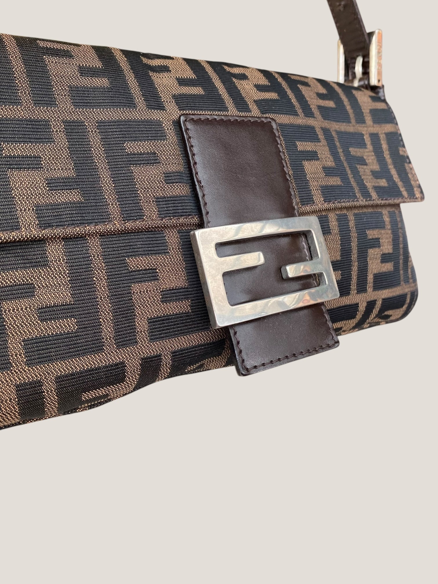 fendi baguette zucca