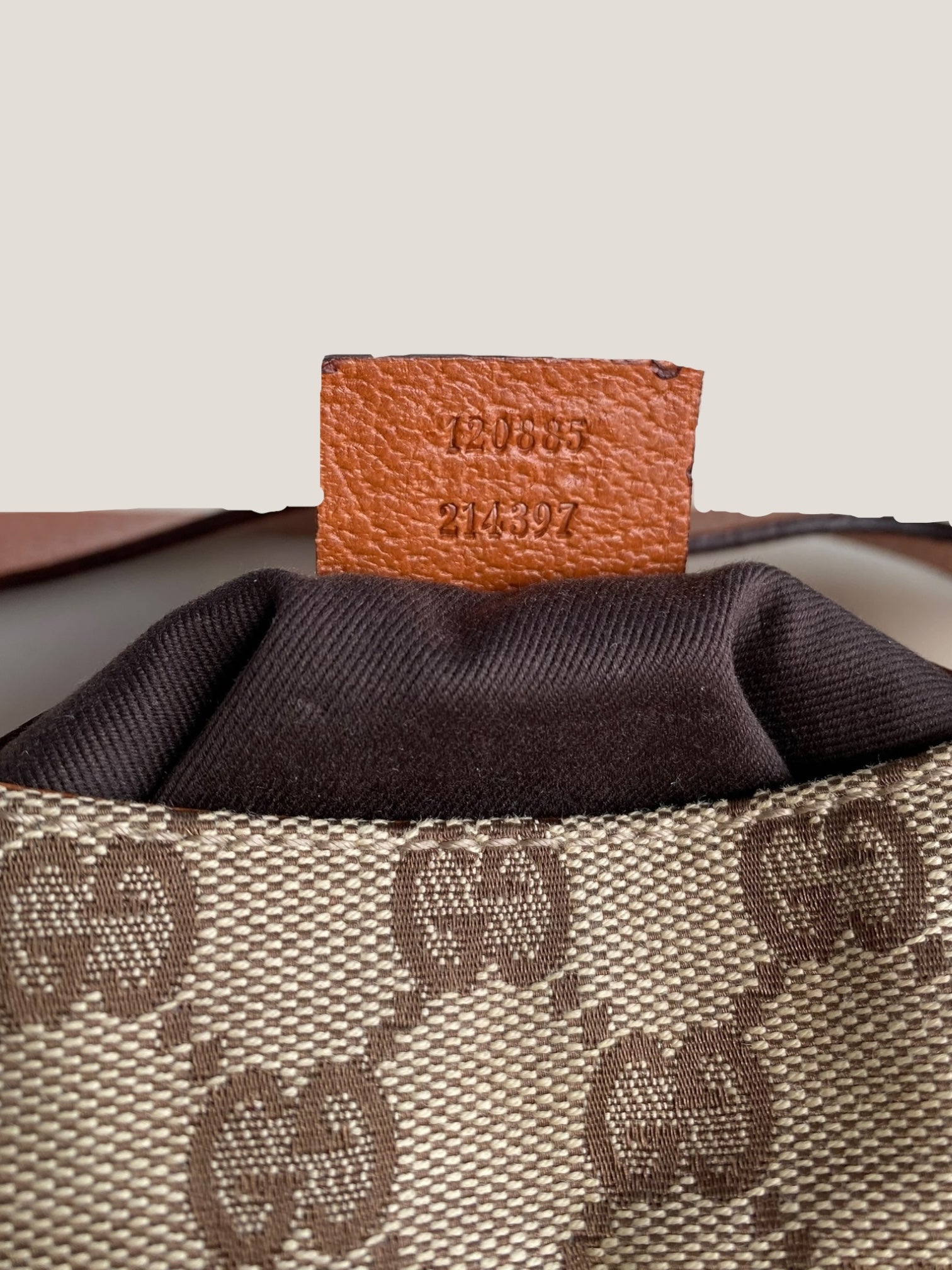 Gucci Jackie in tela GG con finiture in pelle cuoio