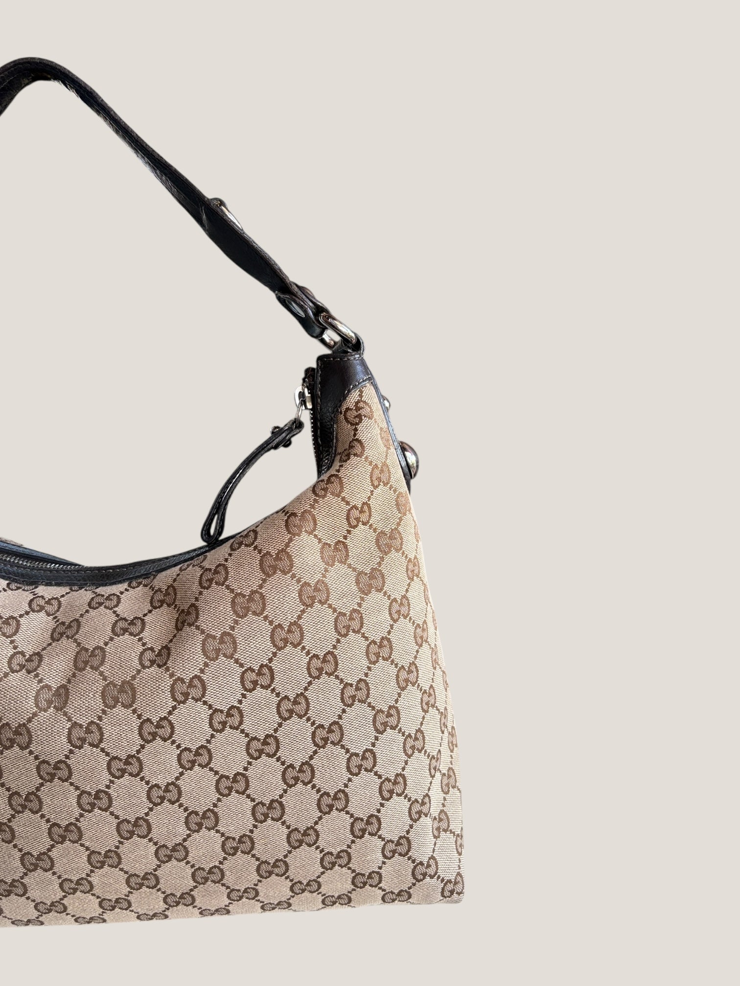 Gucci Hobo GG Beige