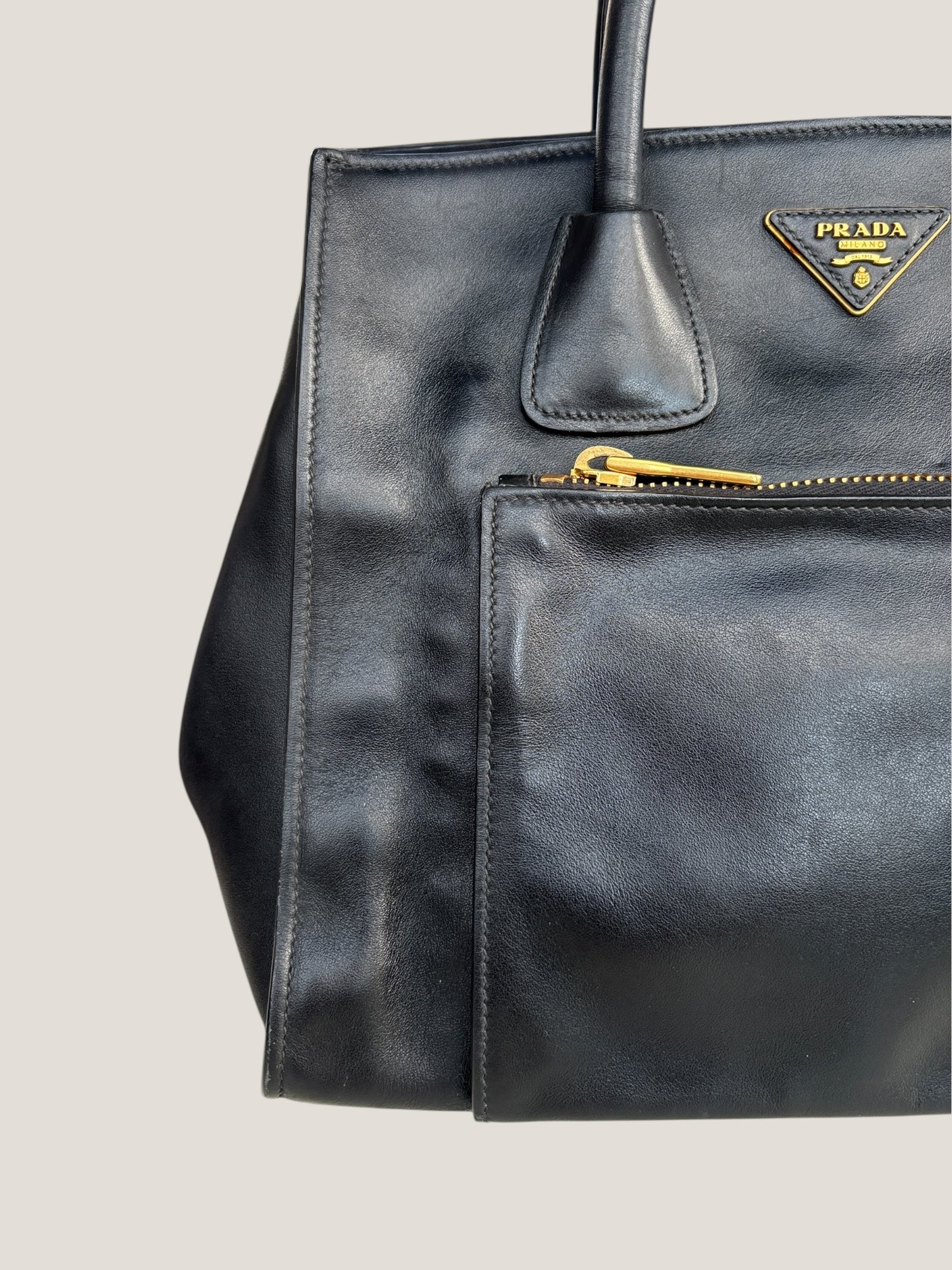 PRADA Tote Bag in Pelle Nera