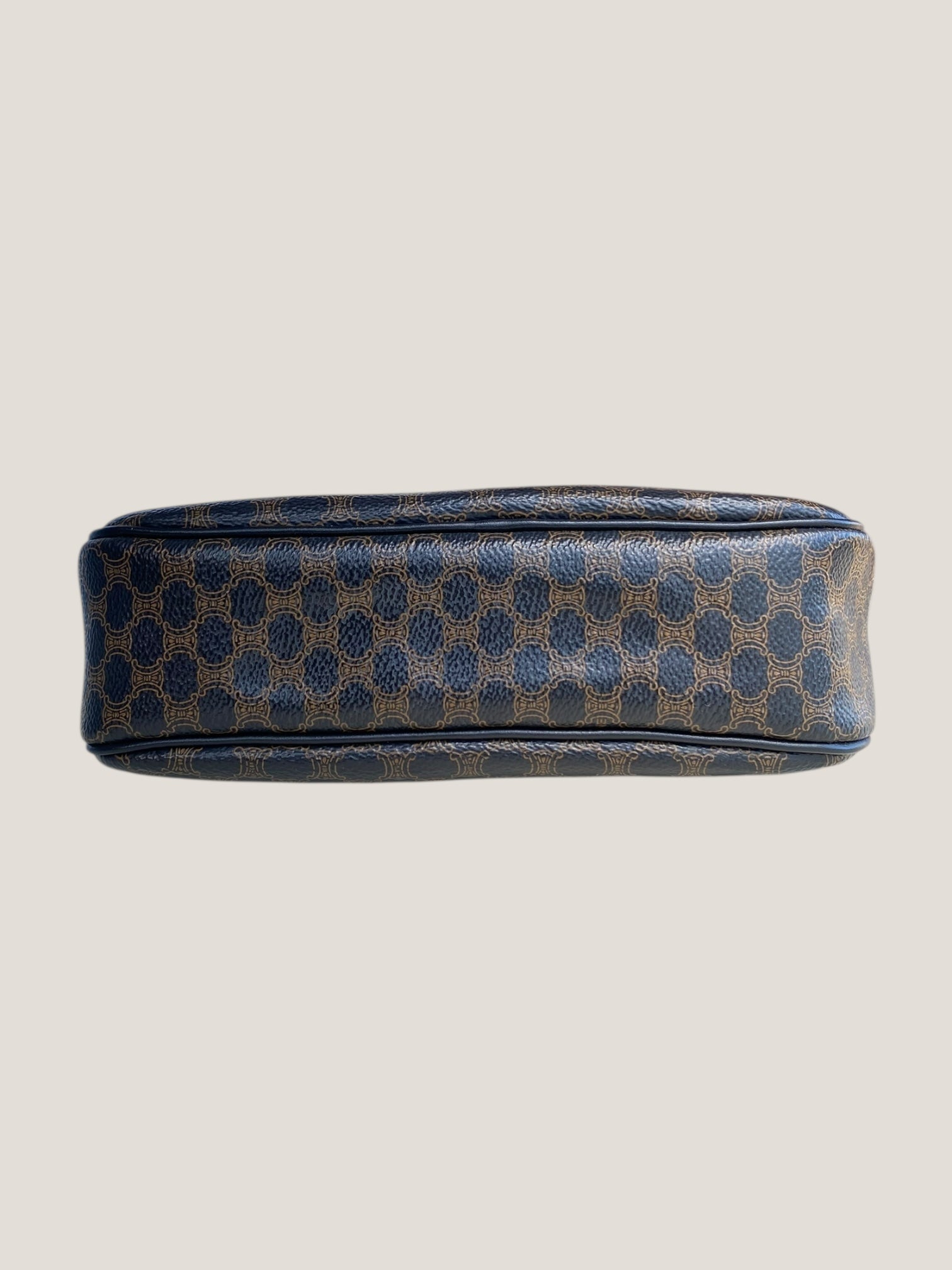 👜 CELINE Macadam pochette